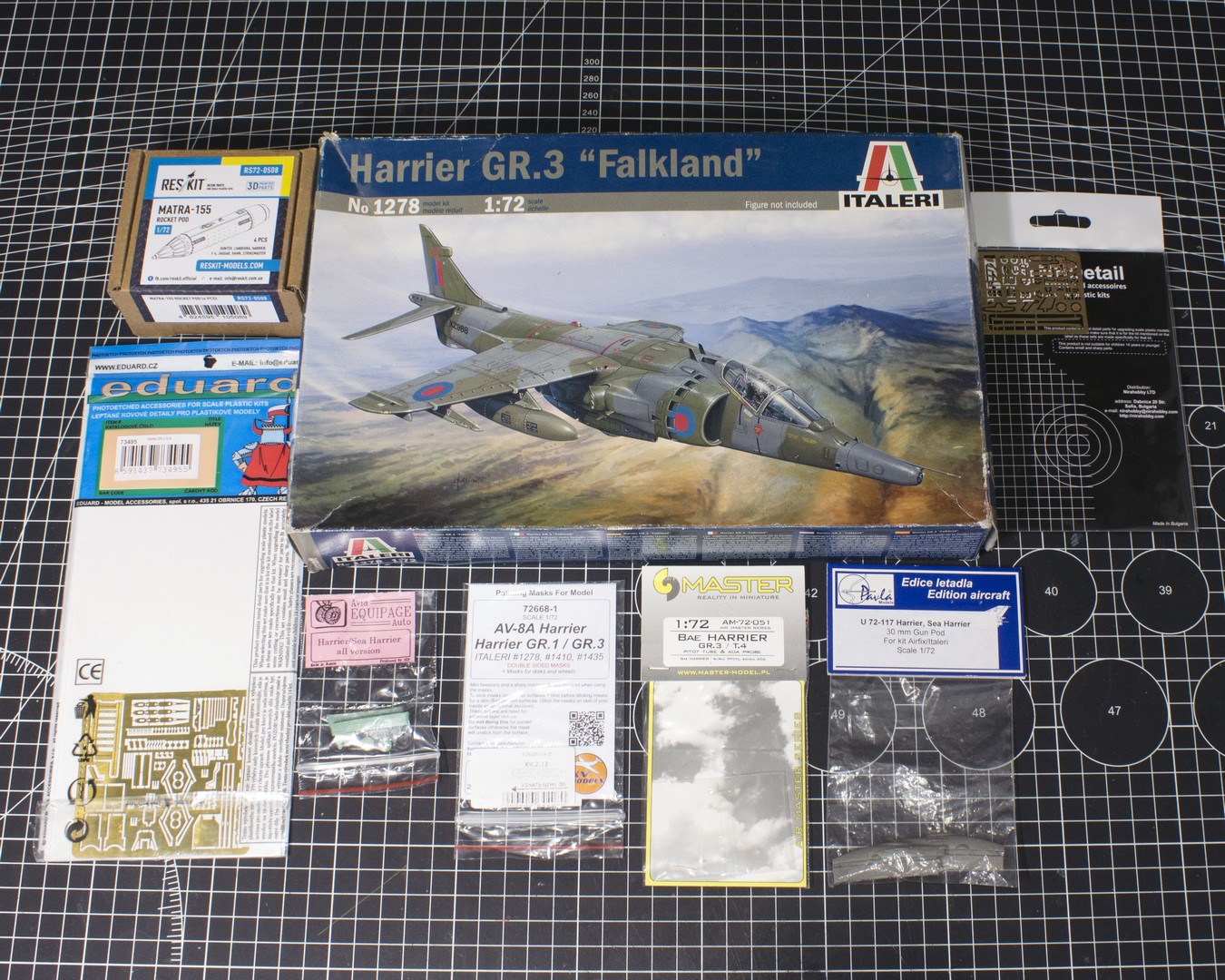 Комплект дополнений для модели Harrier GR.3 от Italeri