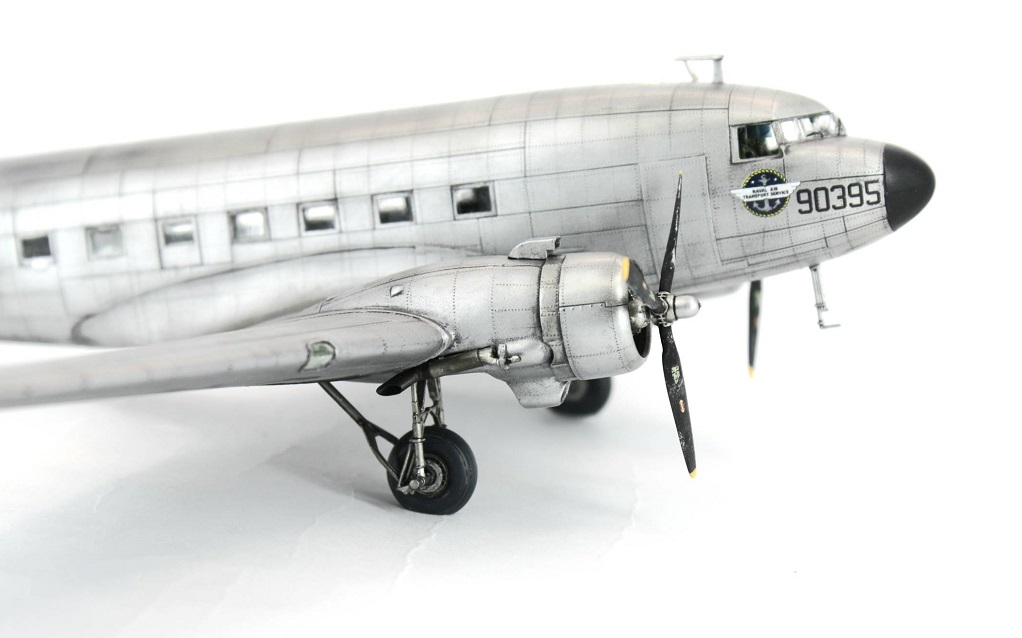 Douglas C-47 "Skytrain"