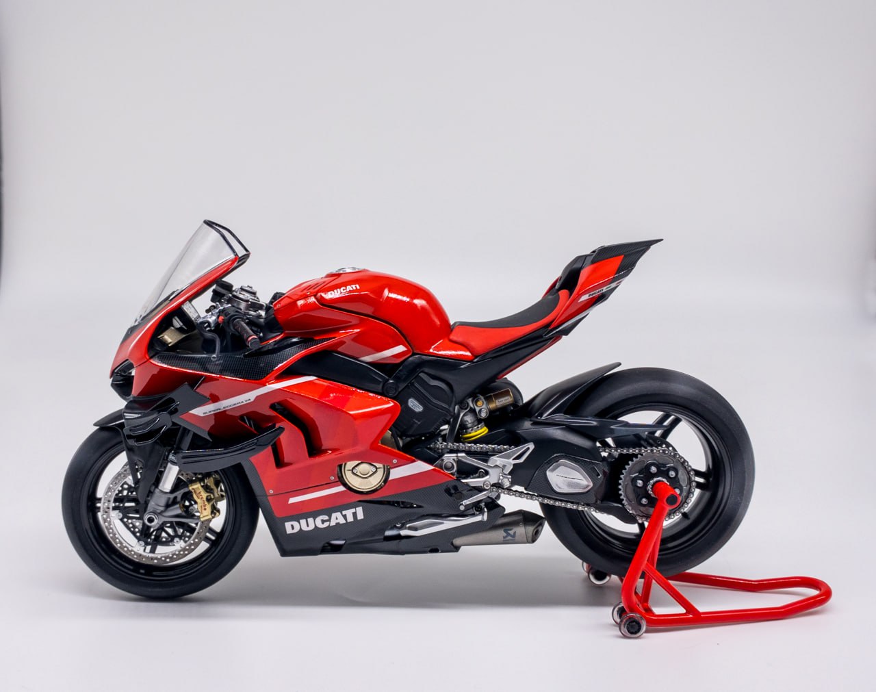 Ducati Superleggera V4 (версия для трека)