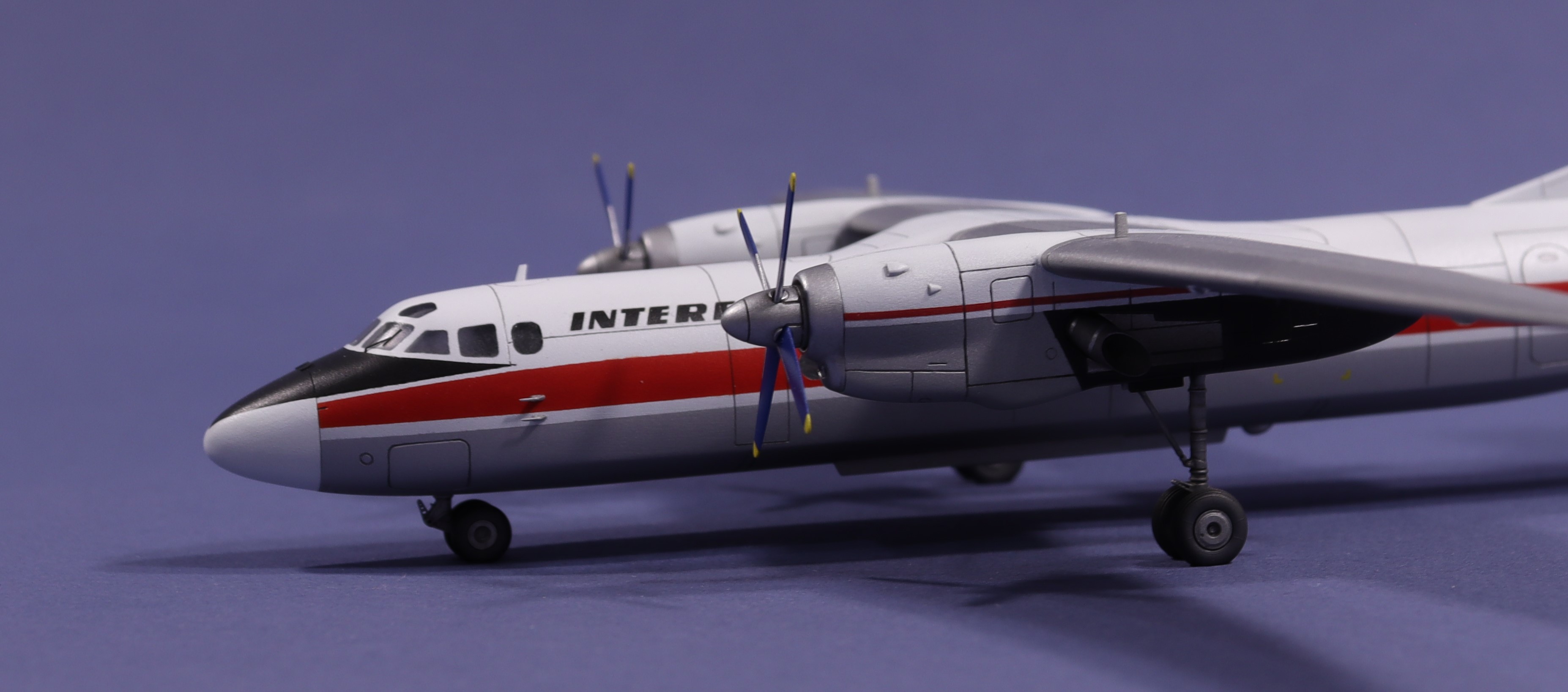 Ан-24Б INTERFLUG