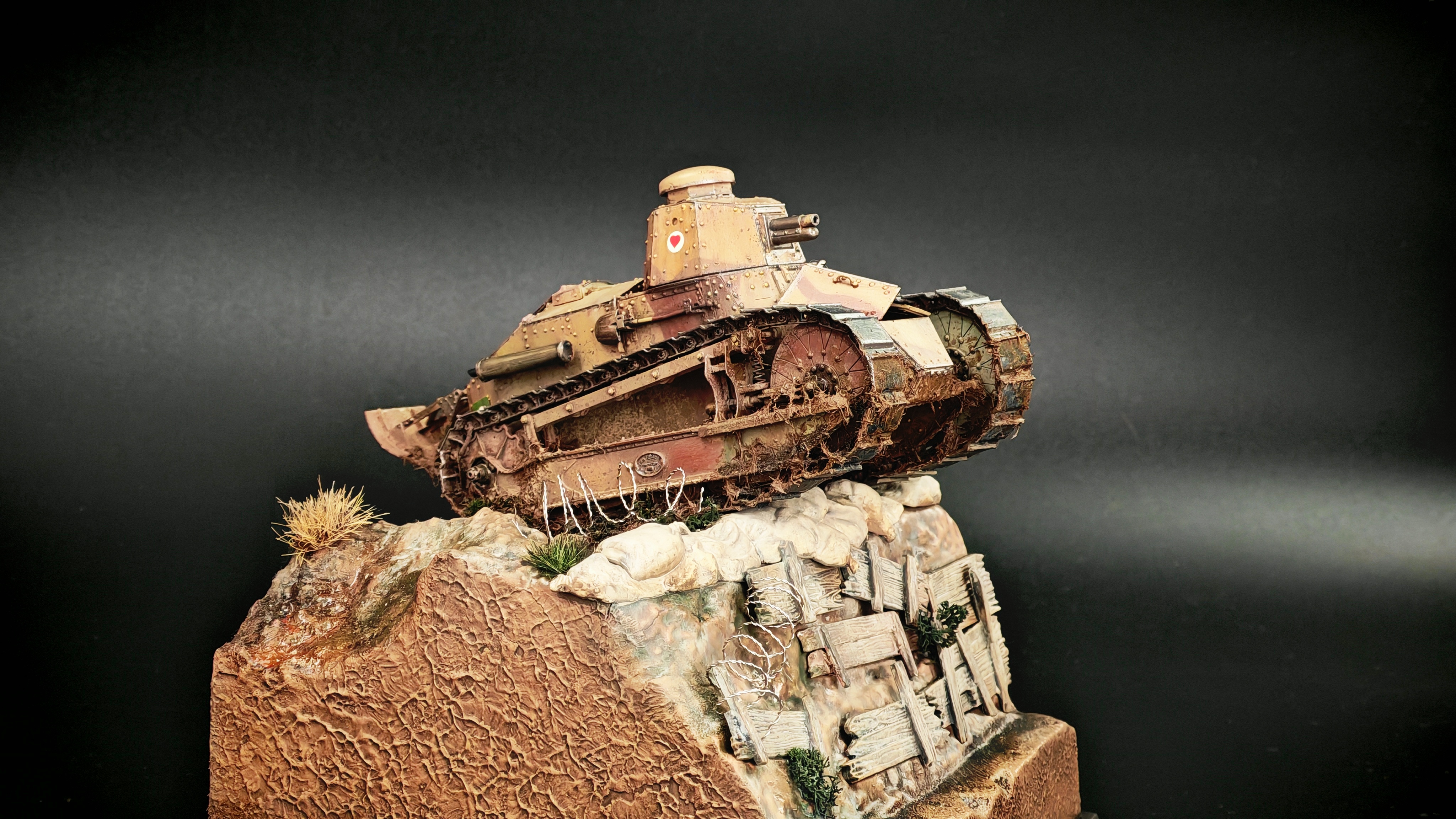 Французский лёгкий танк FT-17 с клёпаной башней