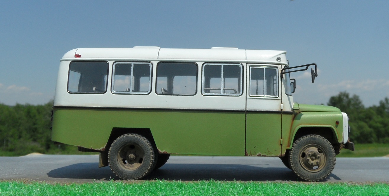Автобус ТАРЗ-002Б