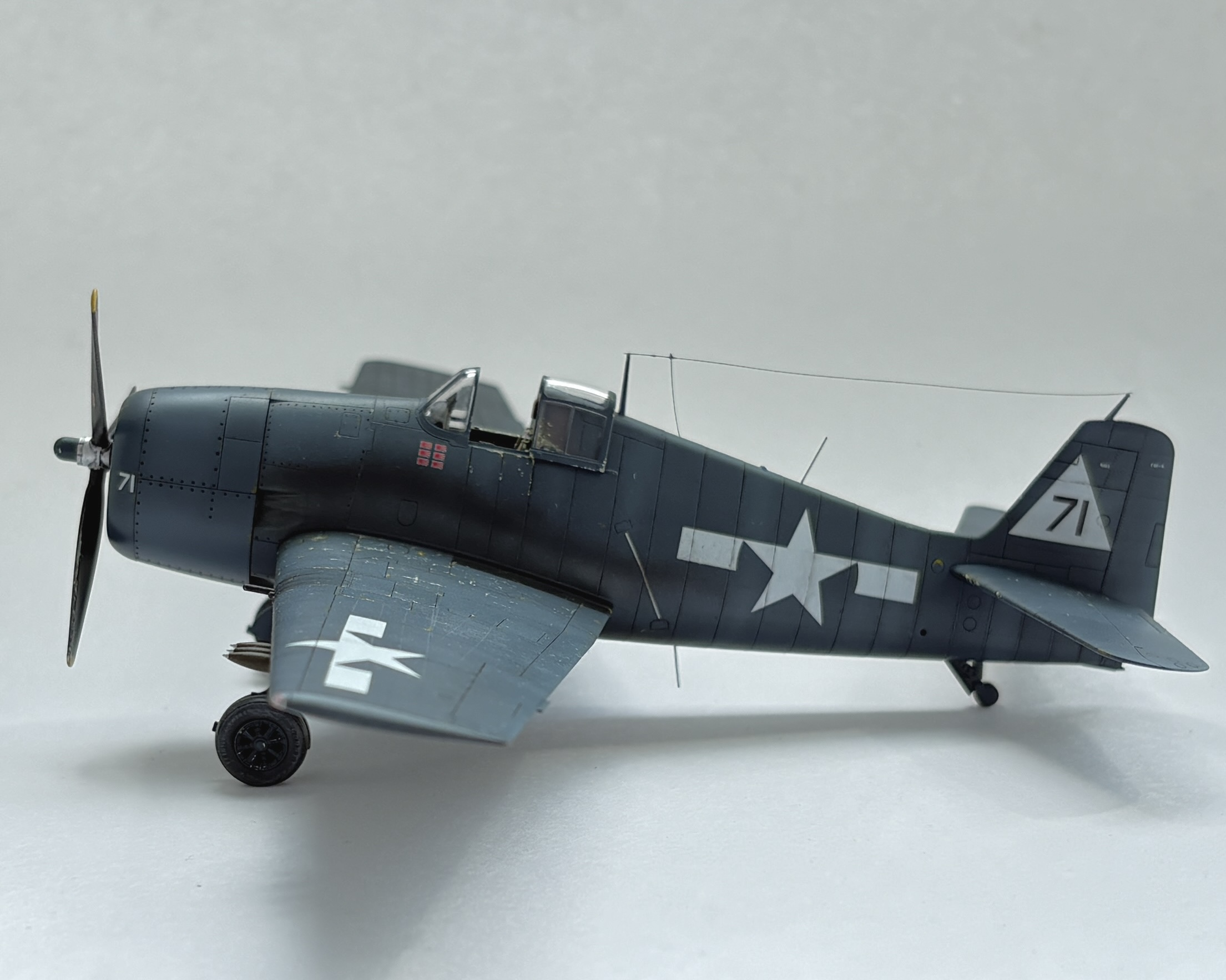 Grumman F6F-5 Hellcat