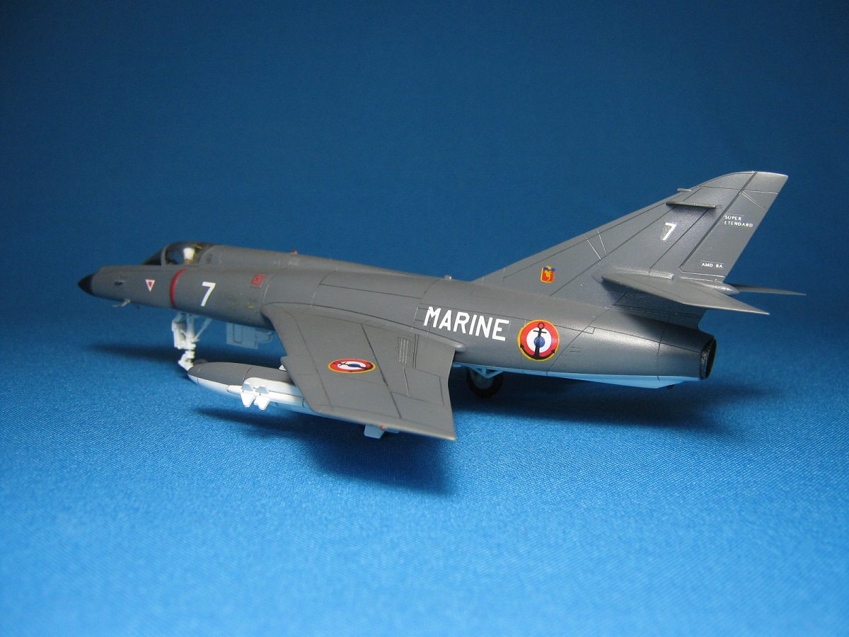 Палубный штурмовик Super Etendard