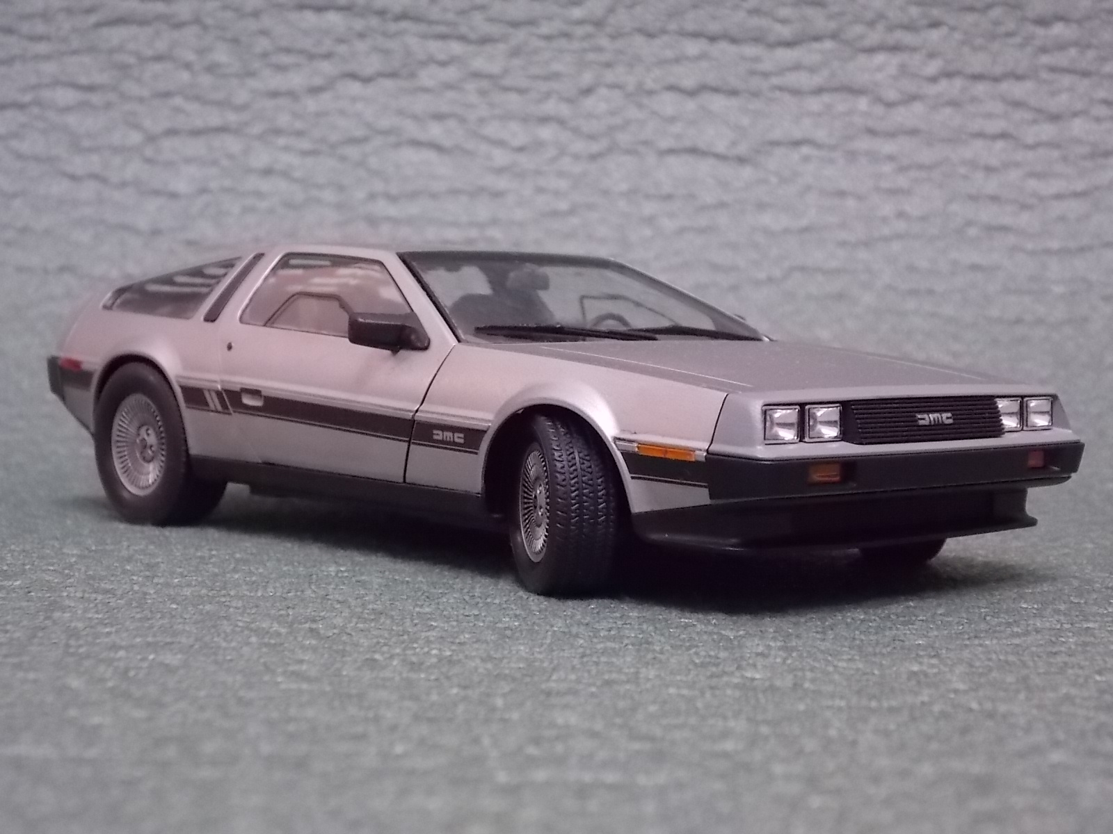 DELOREAN DMC-12 1982