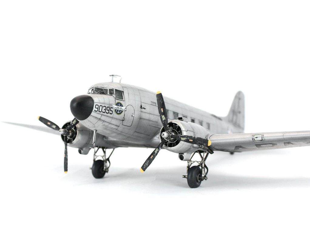Douglas C-47 "Skytrain"