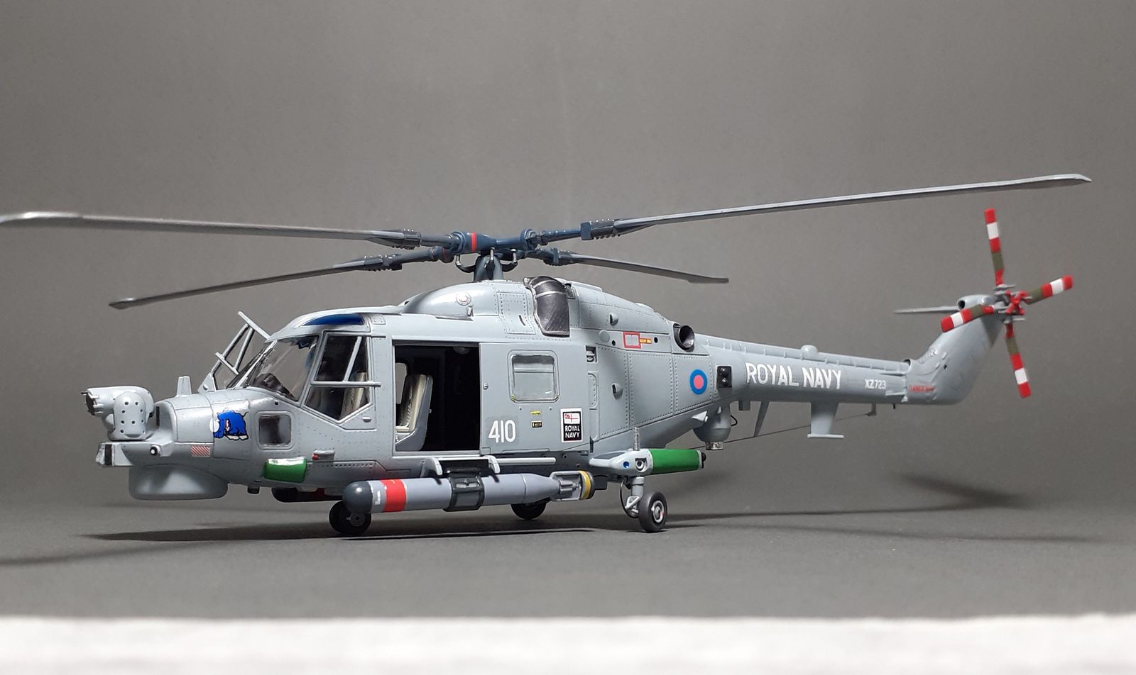 Westland Super Lynx HMA.8 ''Blue Rhino'' (обр. 1990) (815 Naval Air Sq., HMS Richmond) (code 410)