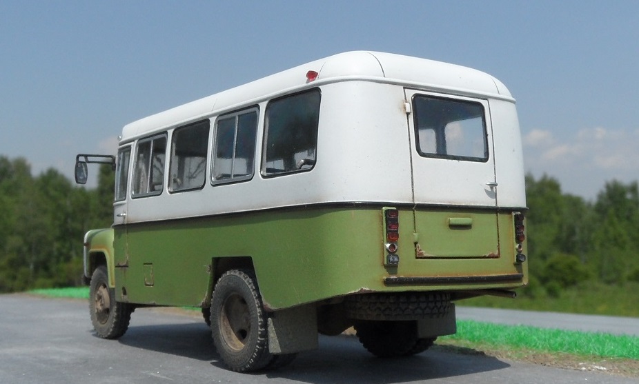 Автобус ТАРЗ-002Б