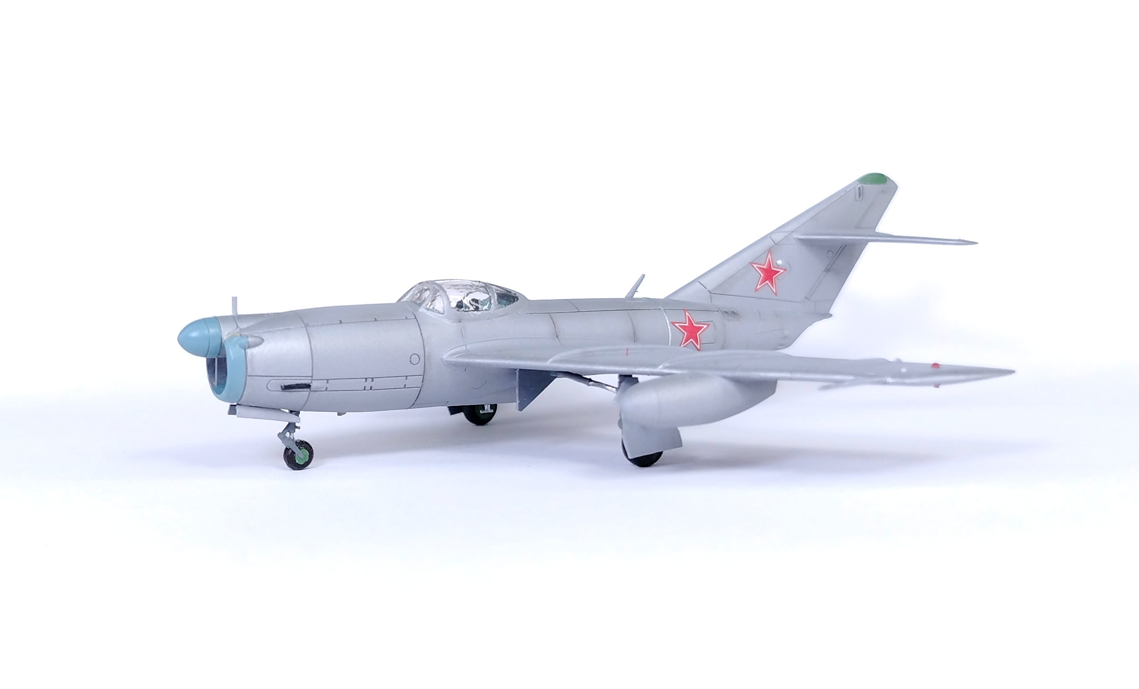 И-320 (1/144, Huanglong Models)