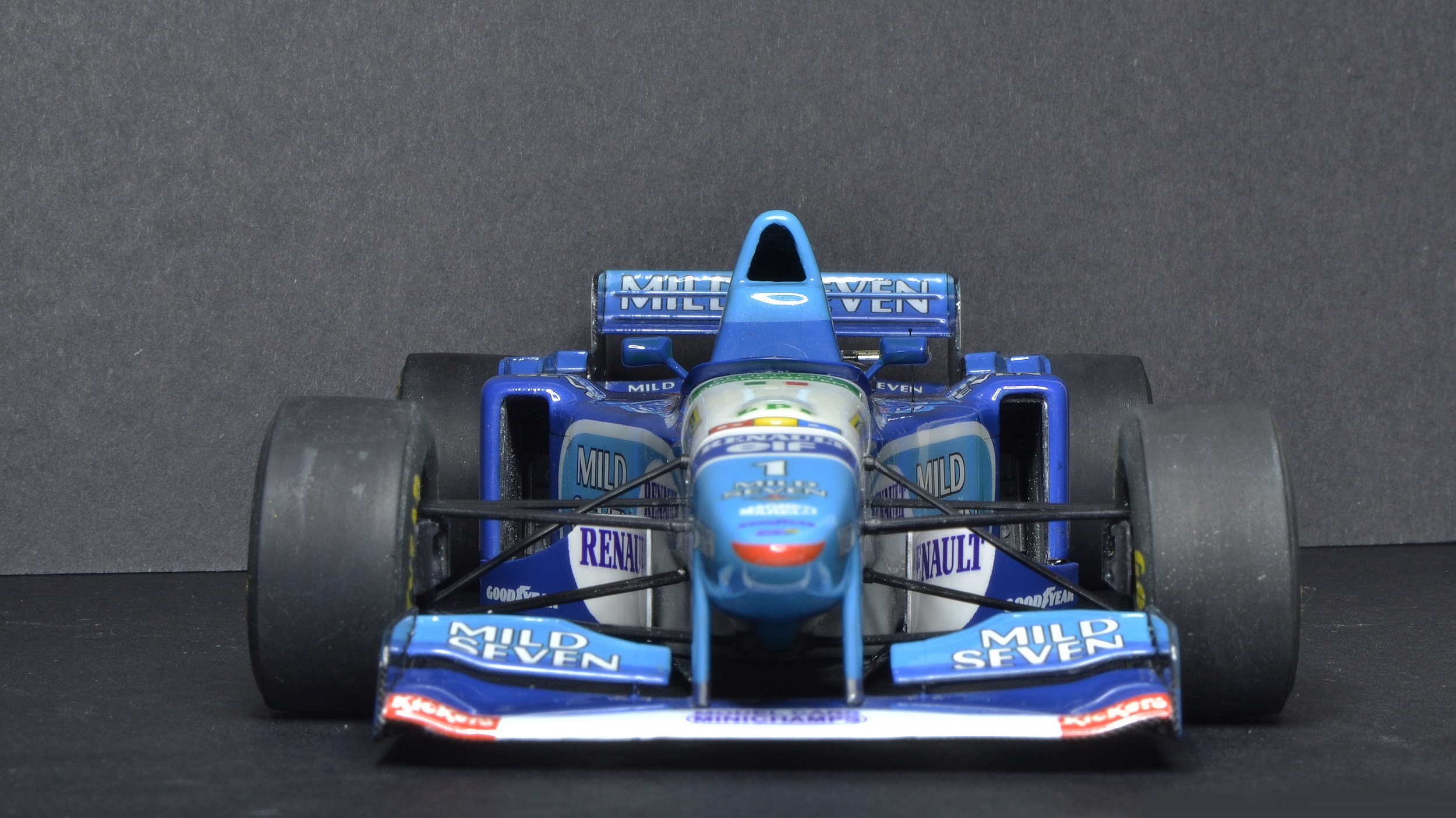 Mild Seven Benetton Renault	B195 1995 Michael Schumacher