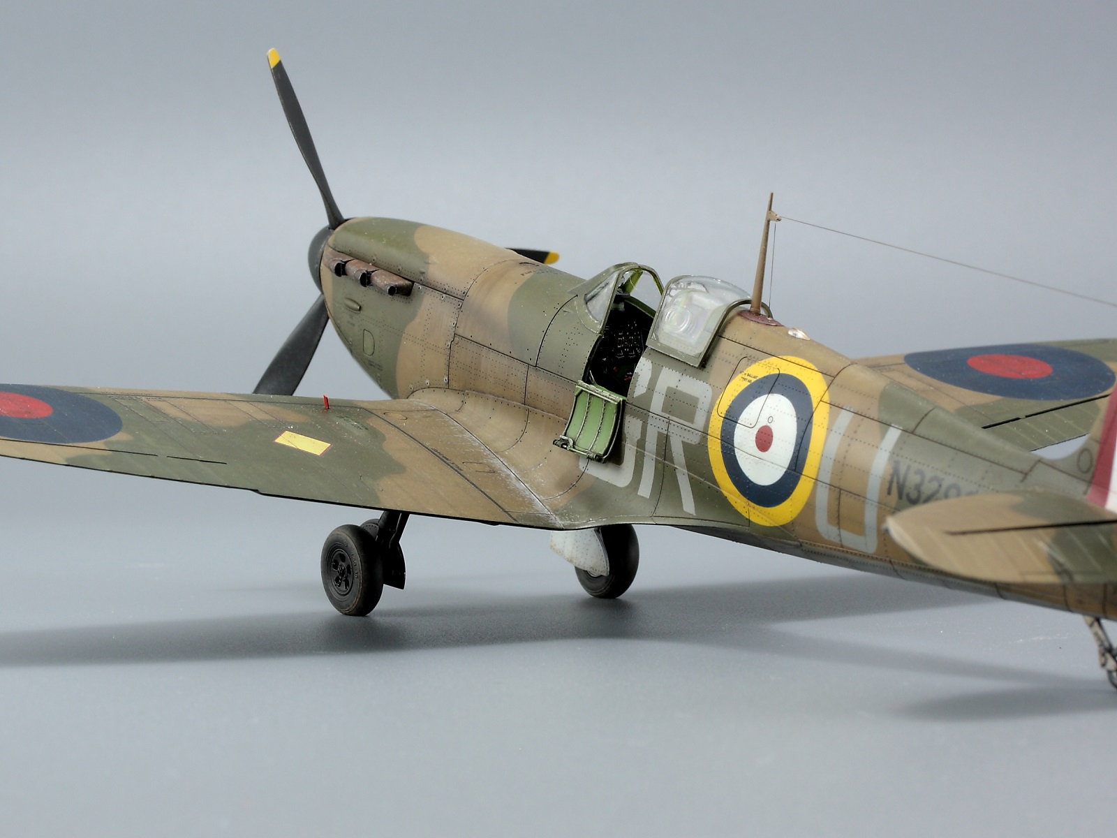 1/48 Spitfire Мк 1a из 92 Squadron