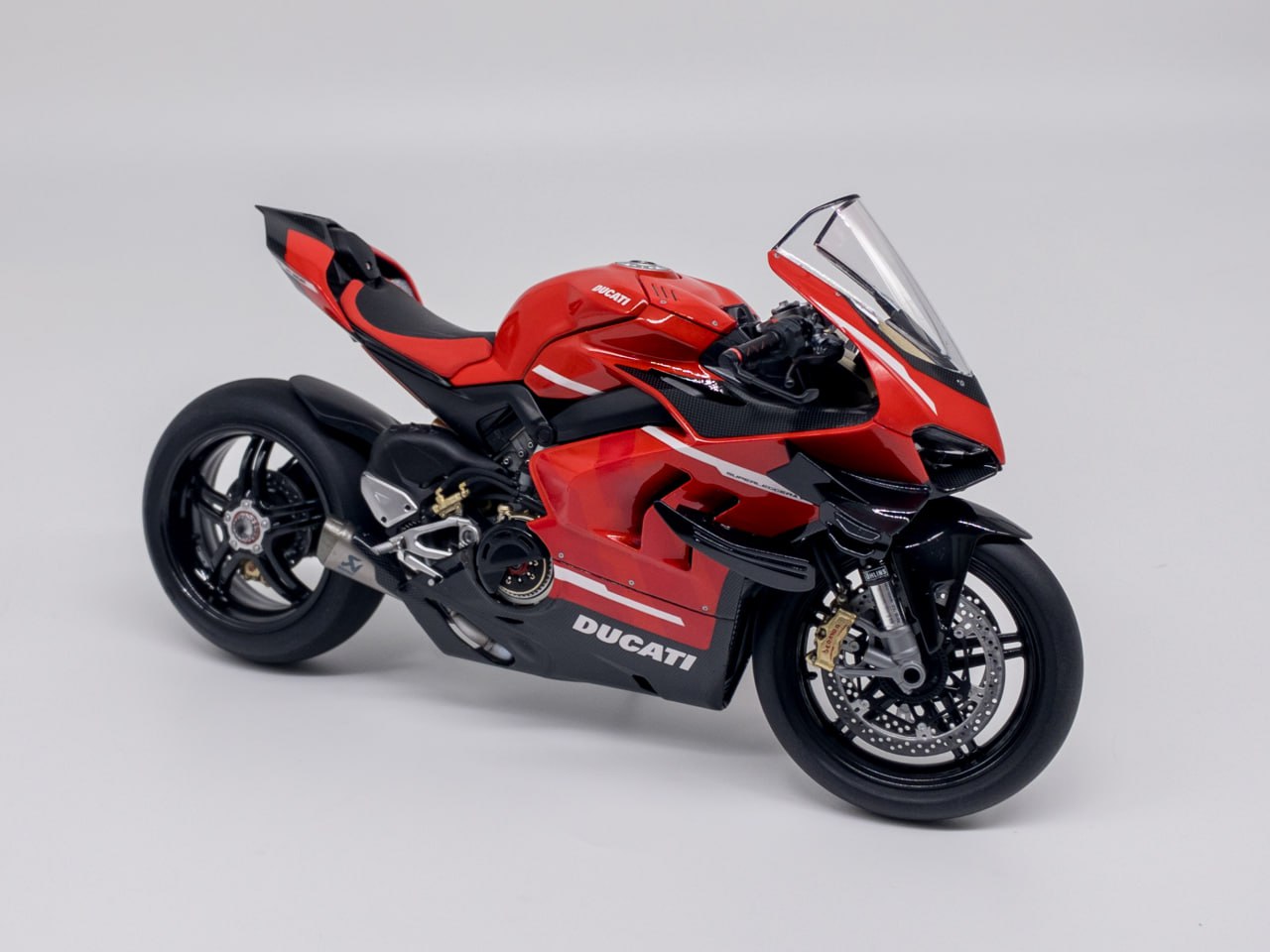 Ducati Superleggera V4 (версия для трека)
