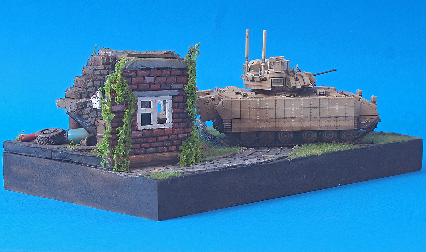 M2A3 Bradley на позиции