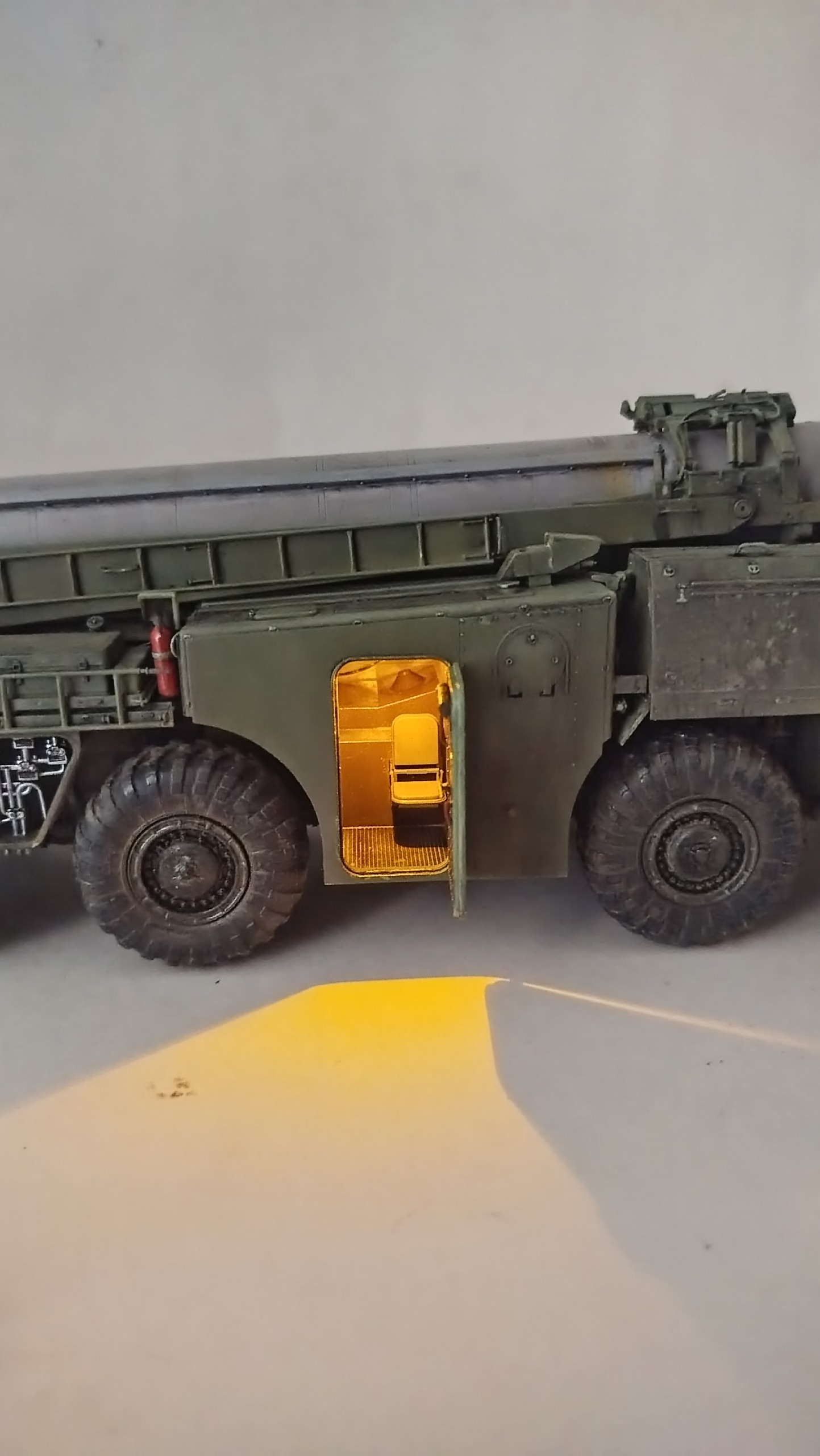 Пусковая установка 9п117м1 с ракетой р17 ракетного комплекса 9к72 "Эльбрус" (SCUD-B)