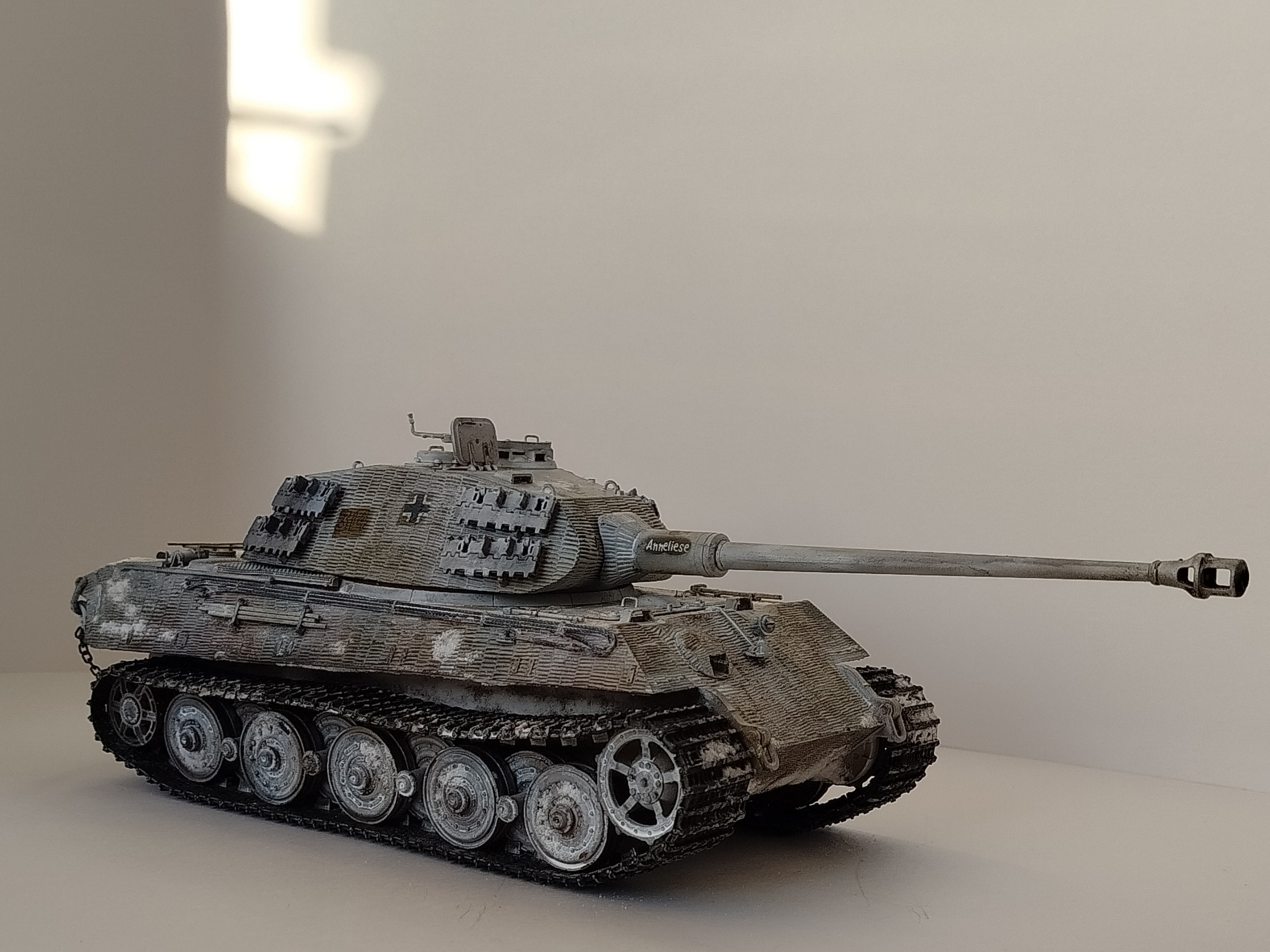 Sd. Kfz. 182 King Tiger Porshe turret (full interior)