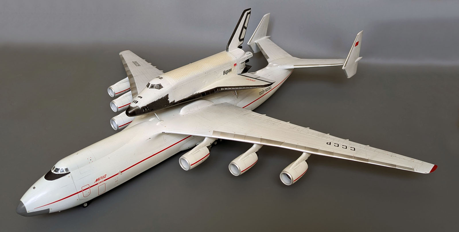 Ан-225 "Мрия" и КК "Буран"