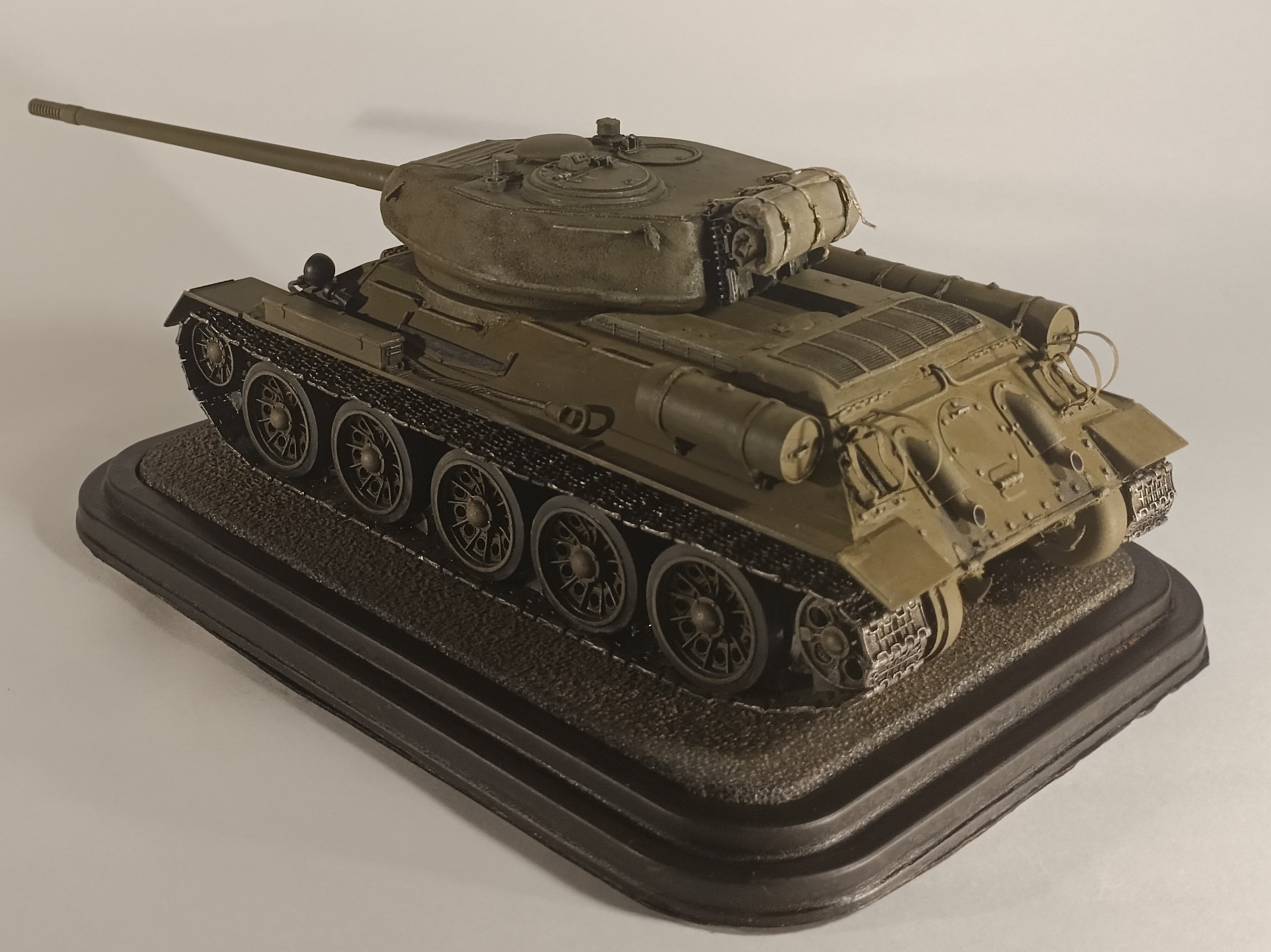 Опытный танк Т-34-100, весна 1945 г.