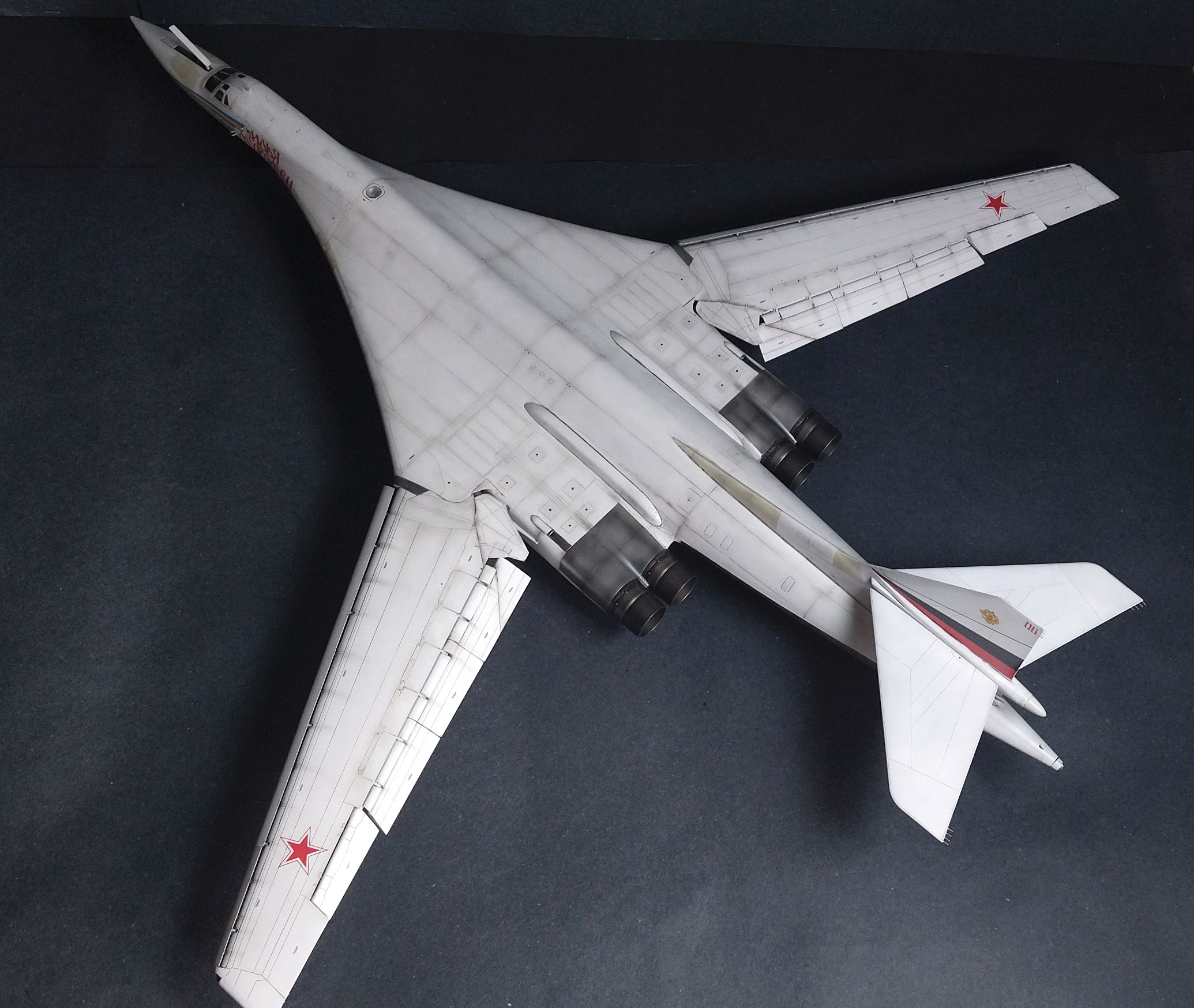 Ту-160