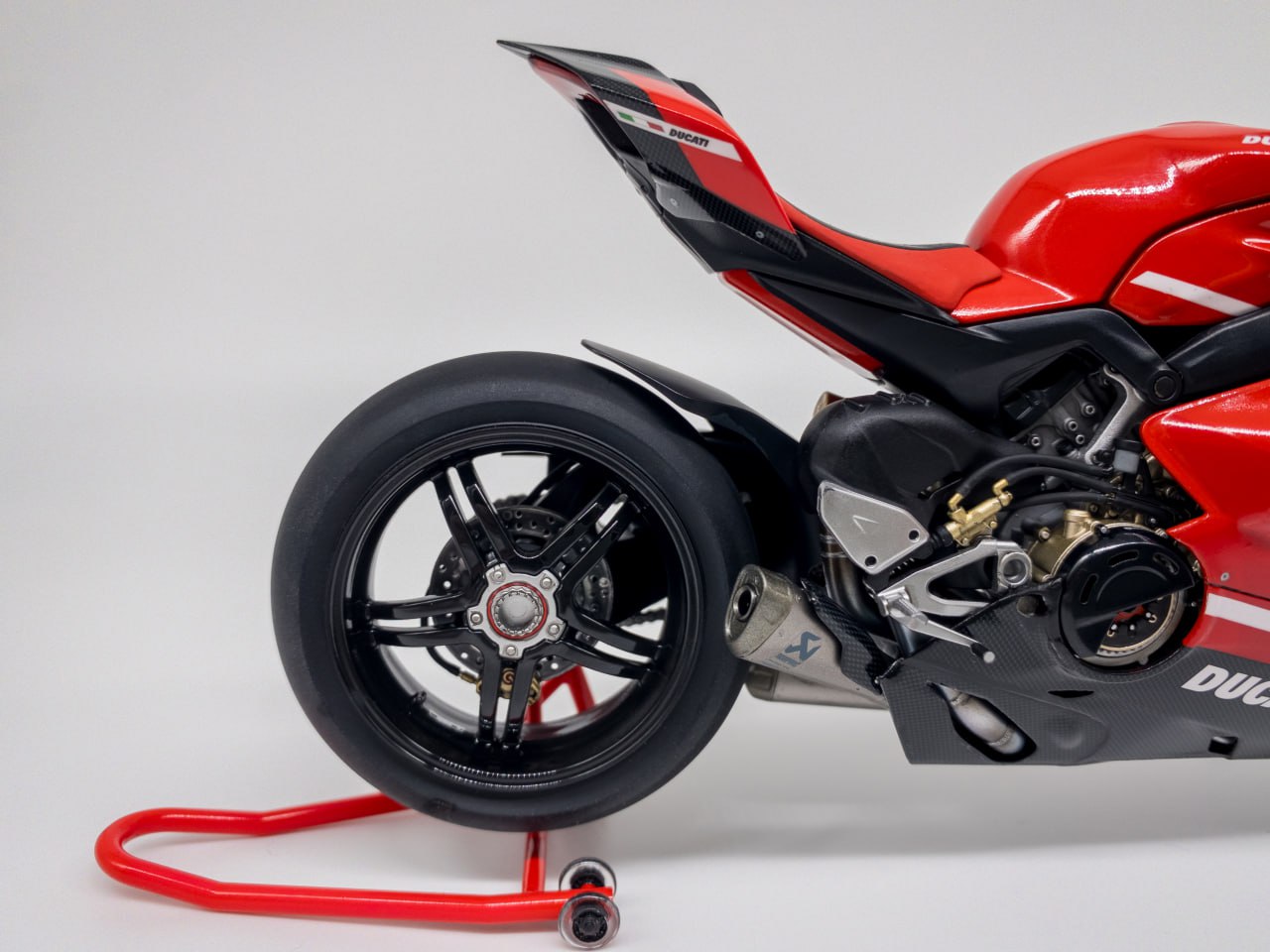 Ducati Superleggera V4 (версия для трека)