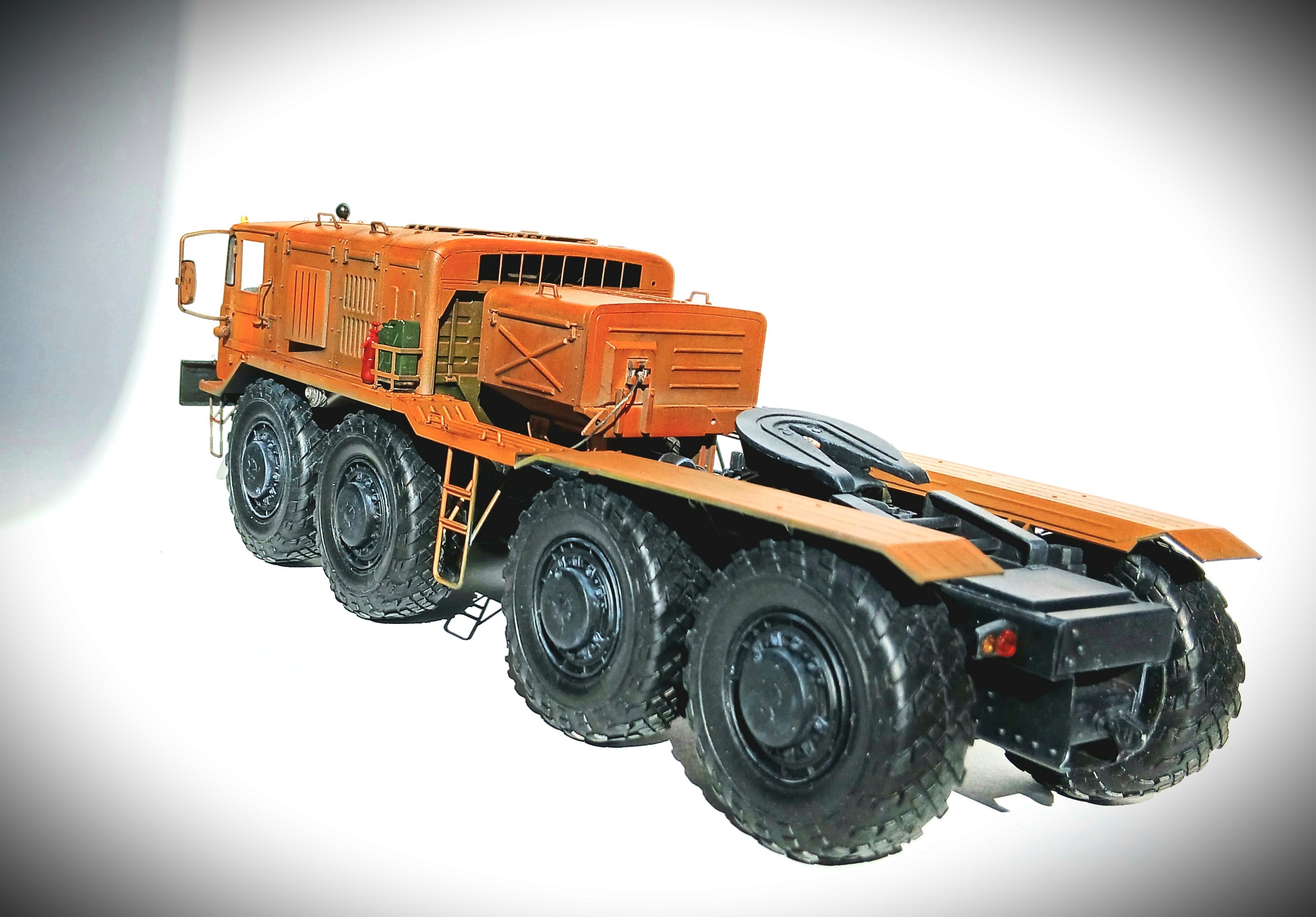 МАЗ-537 "Апельсин"