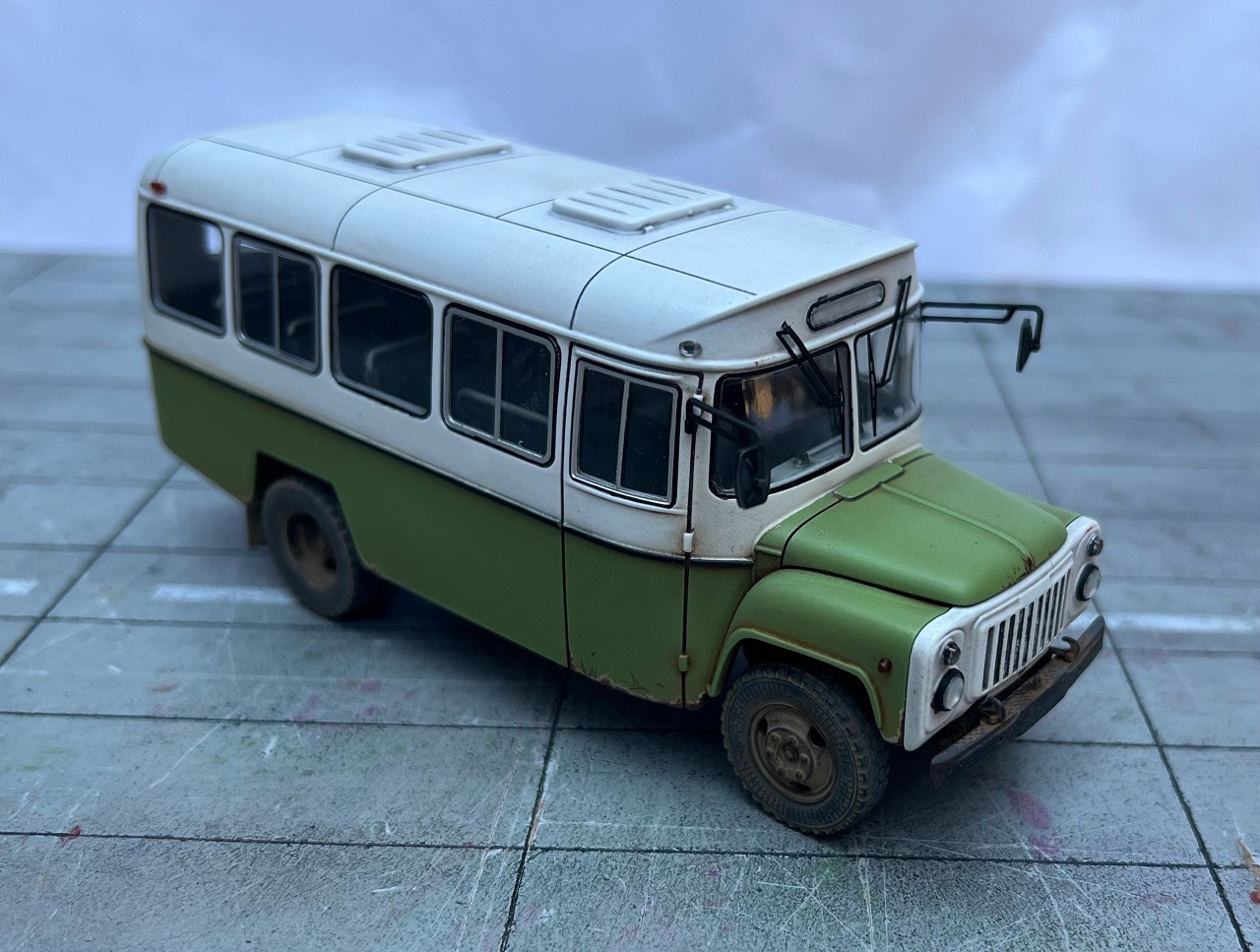 Автобус ТАРЗ-002Б