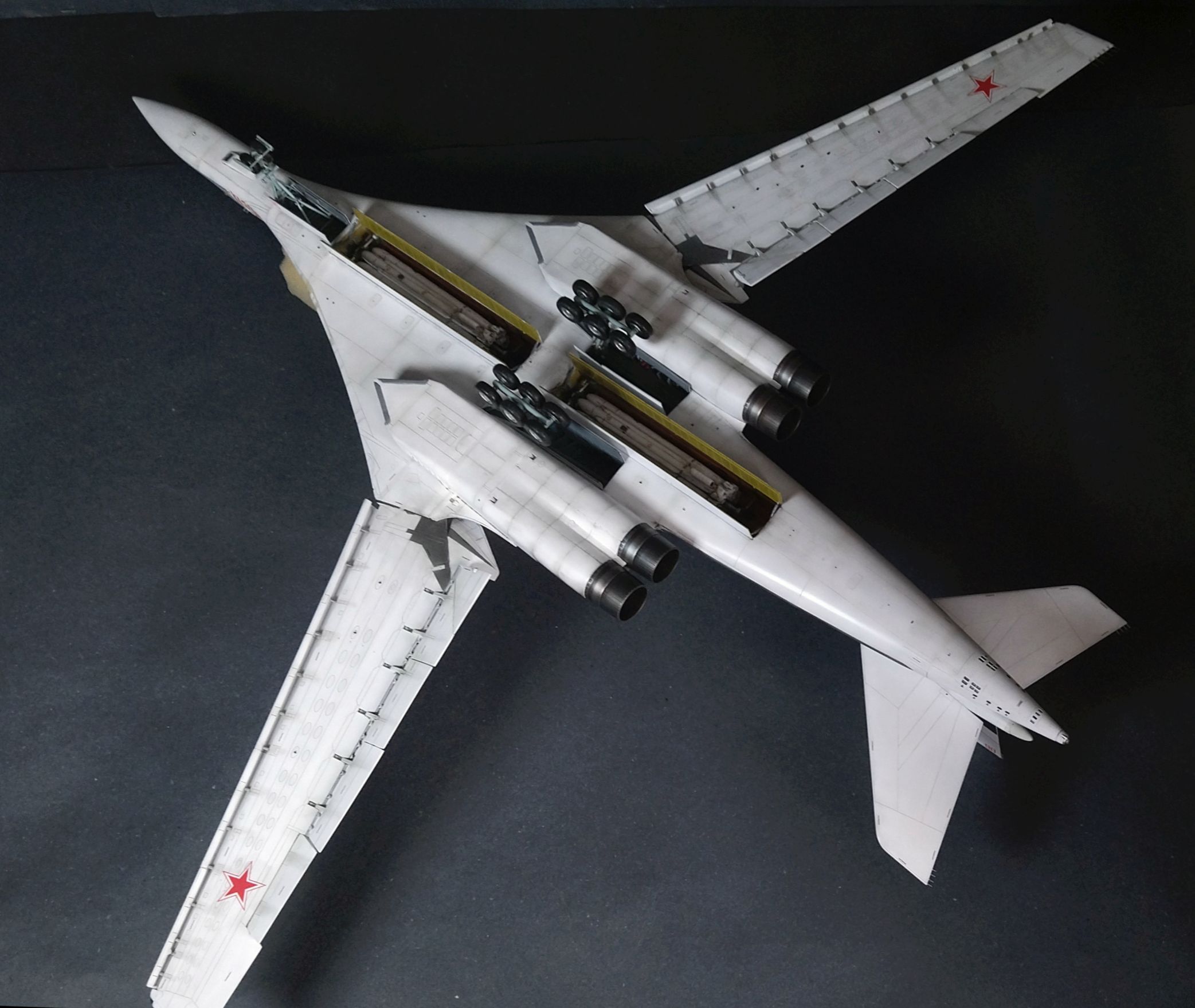 Ту-160
