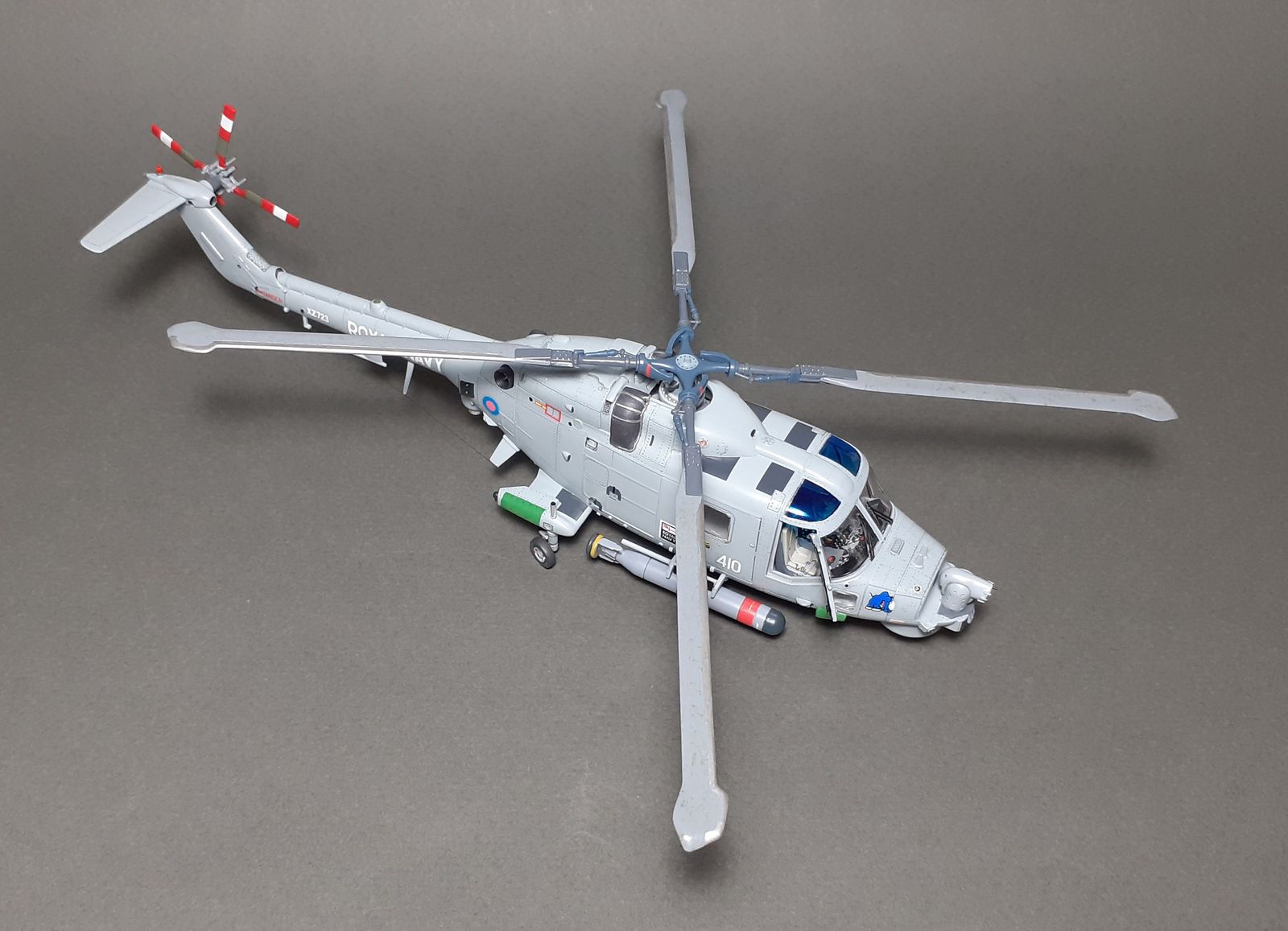Westland Super Lynx HMA.8 ''Blue Rhino'' (обр. 1990) (815 Naval Air Sq., HMS Richmond) (code 410)
