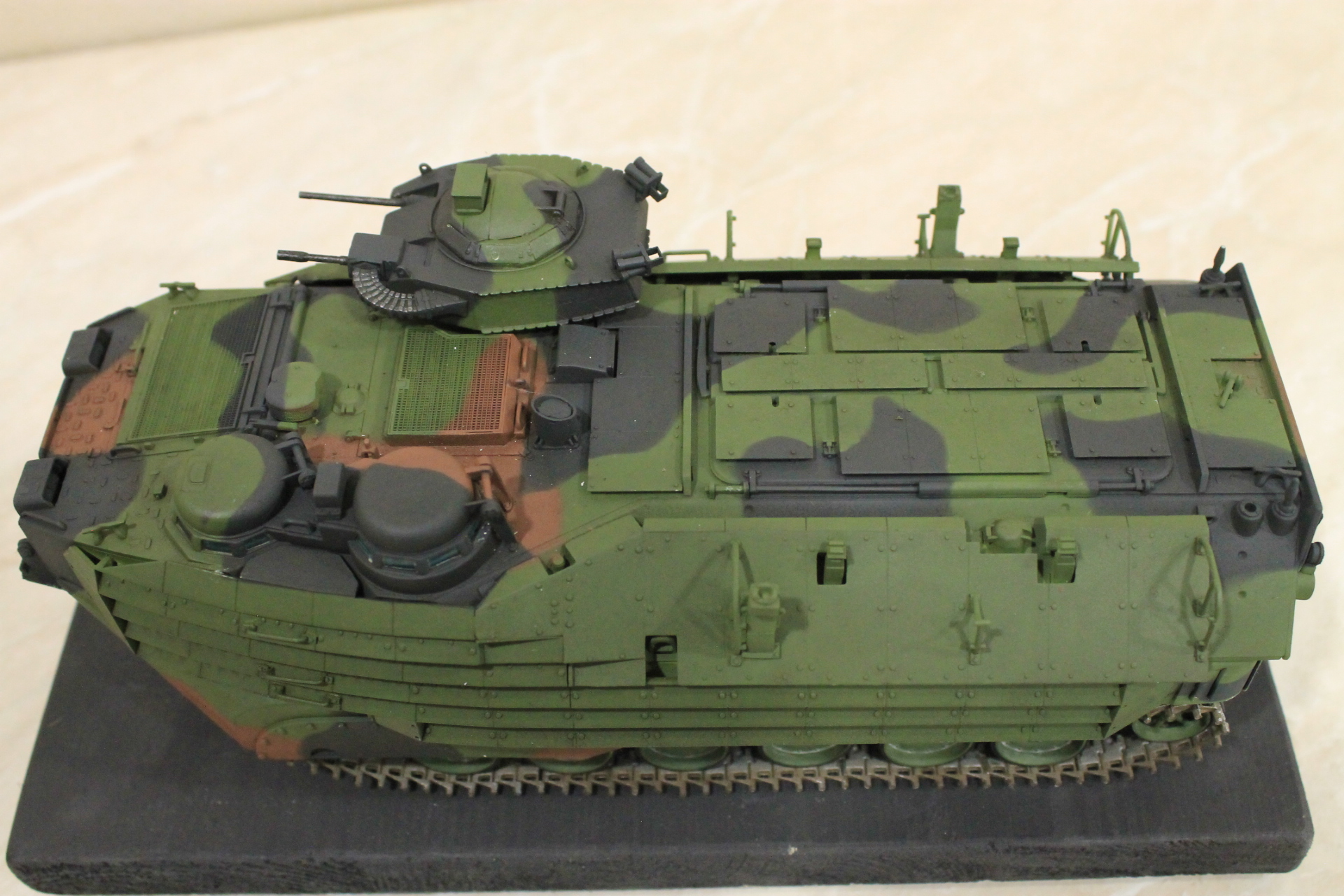 AAV7