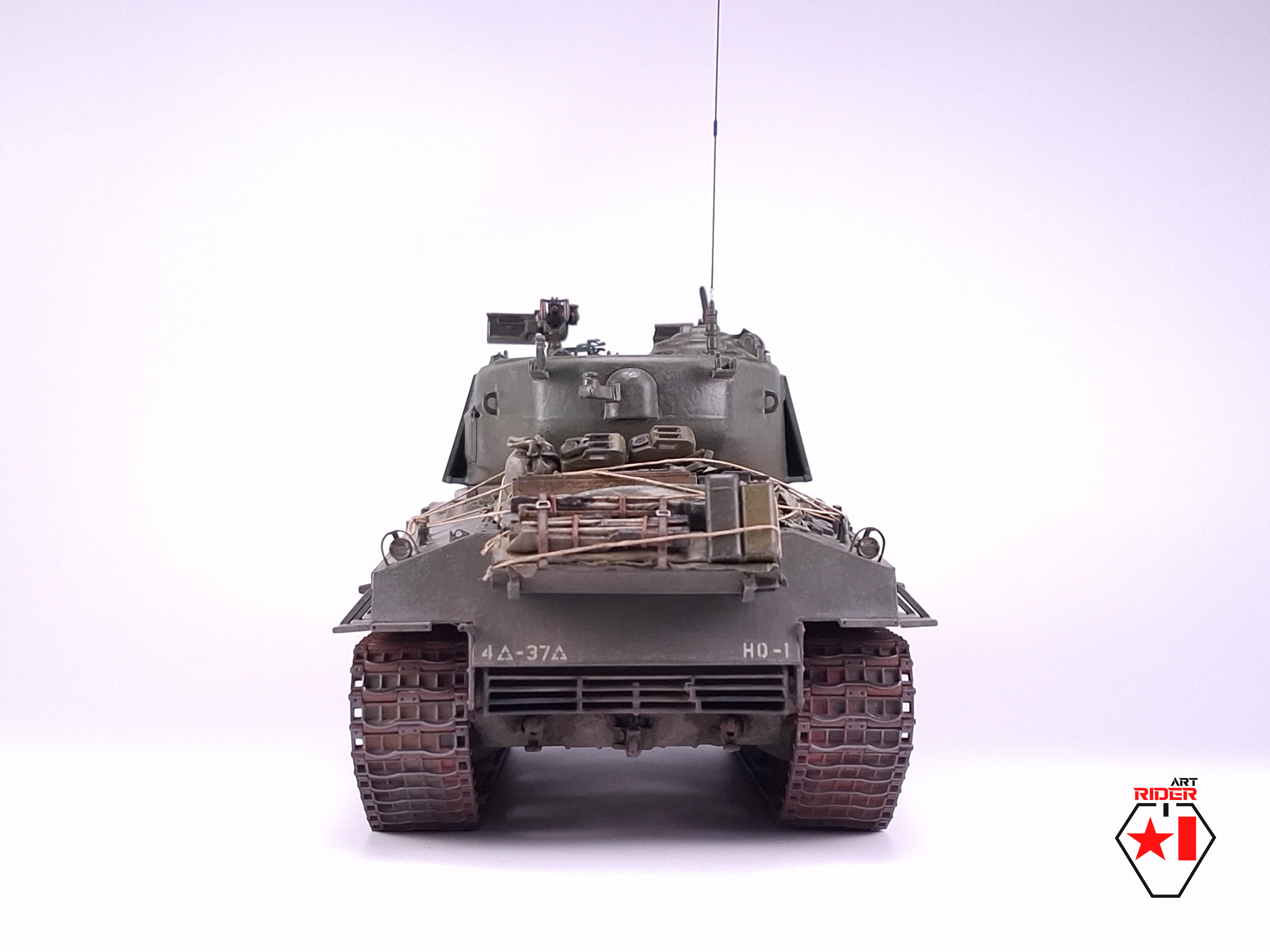 Средний танк M4A3(76)W HVSS Sherman "Thunderbolt VII”