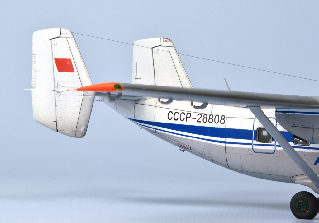 Ан-28