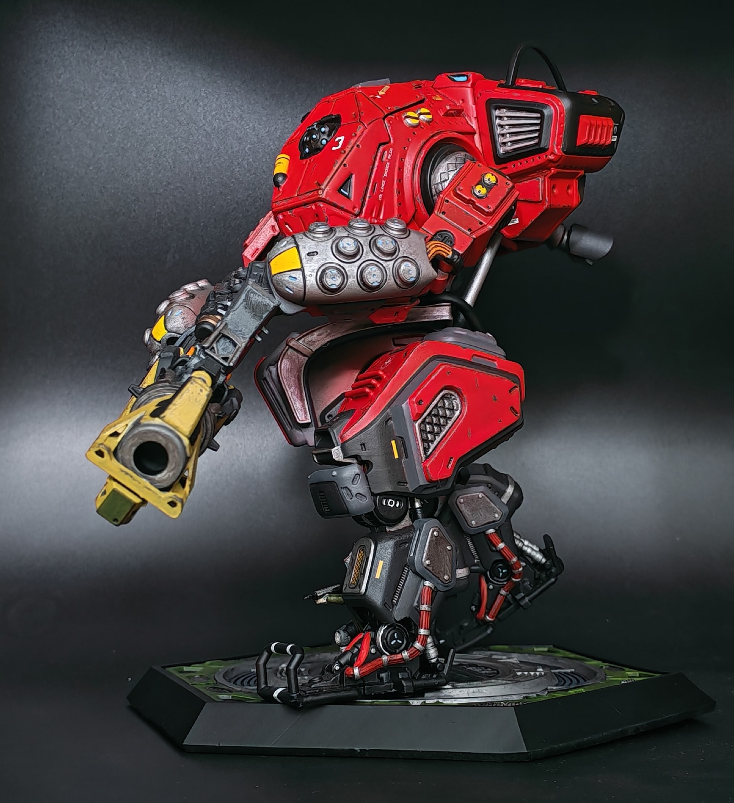 Титан Скорч (Scorch)