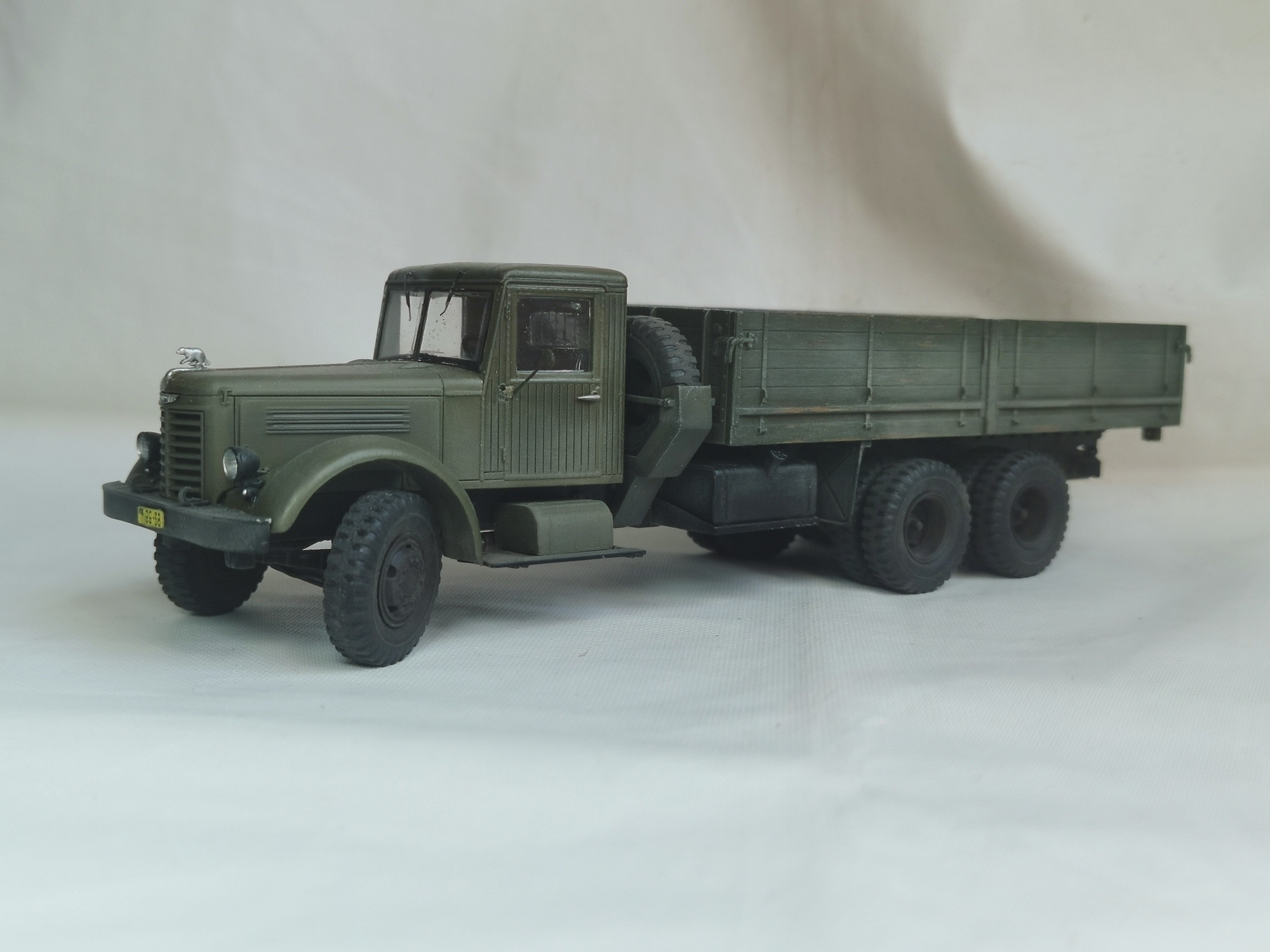 ЯАЗ-210