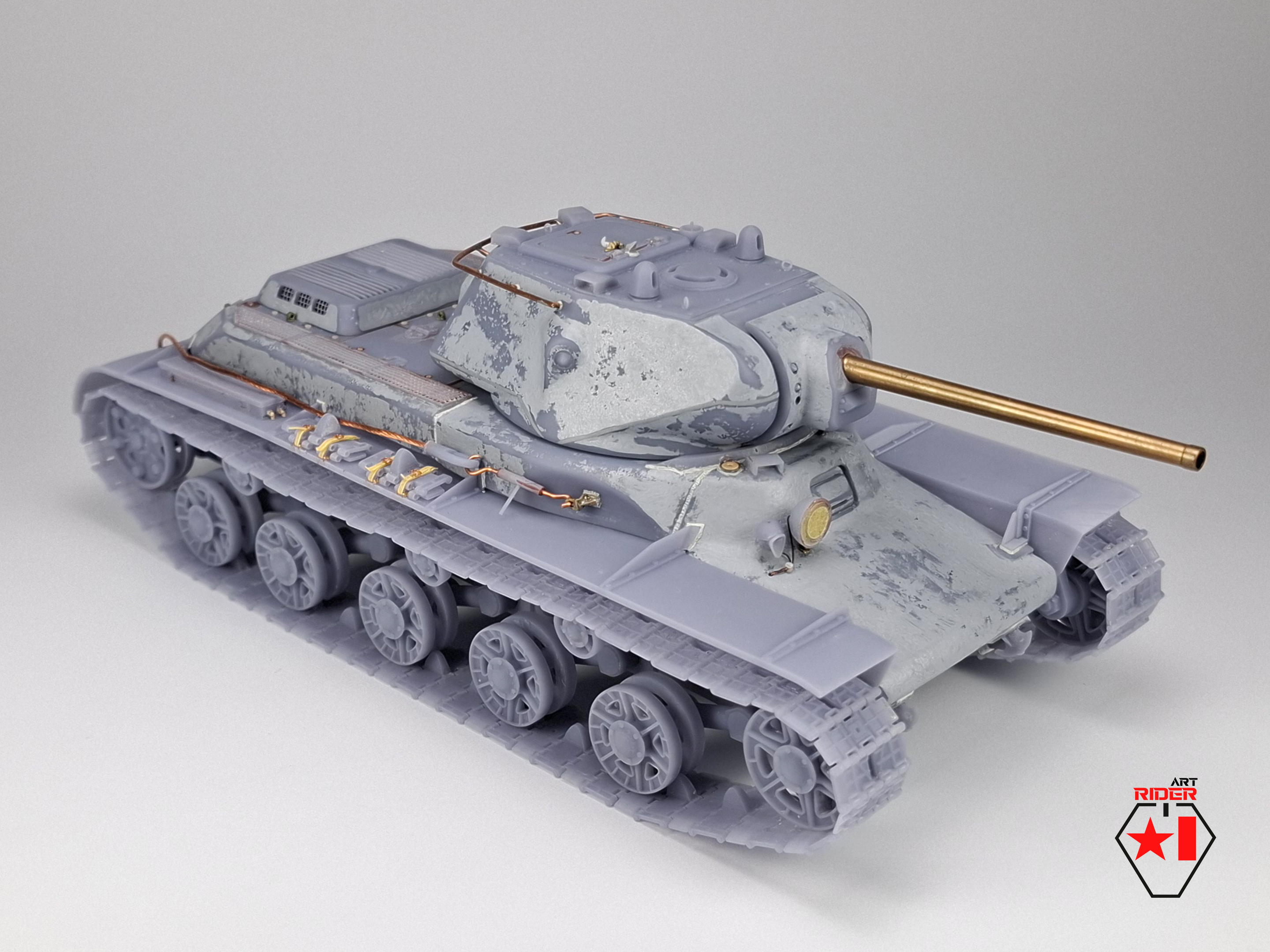 Средний танк КВ-13