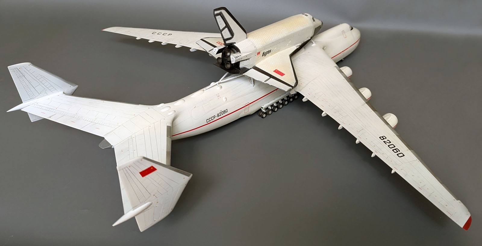 Ан-225 "Мрия" и КК "Буран"