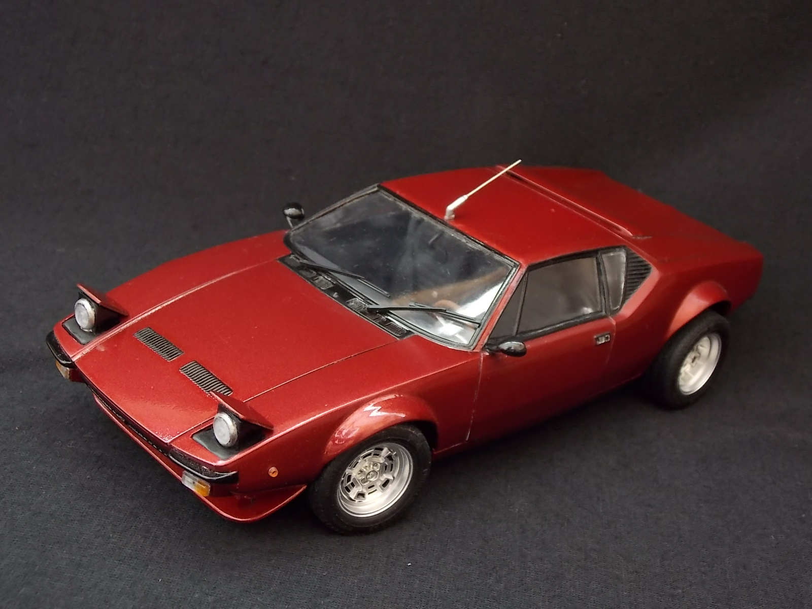 DE TOMASO PANTERA GTS
