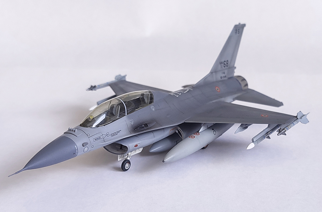 F-16B Fighting Falcon ADF