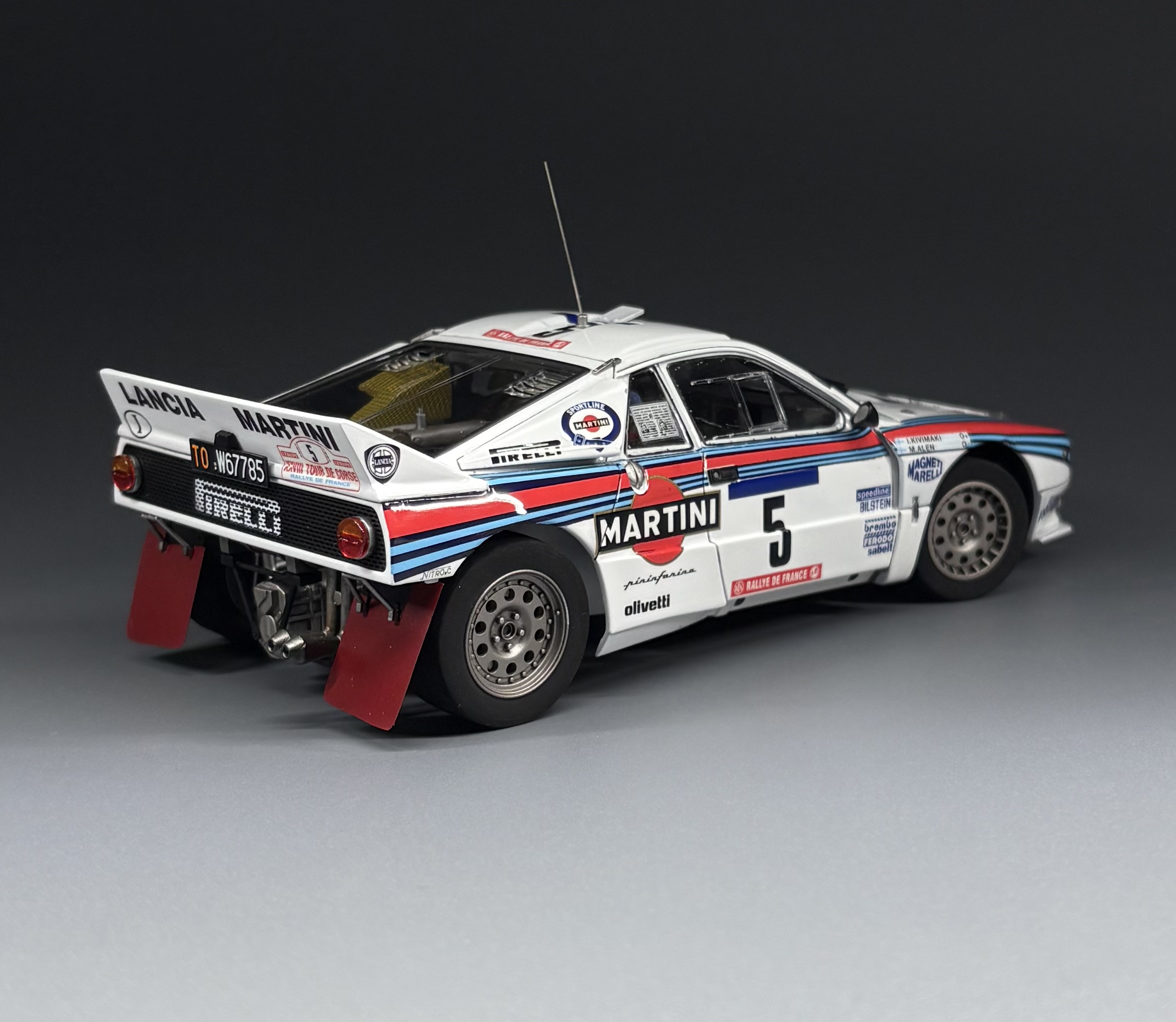 Lancia 037