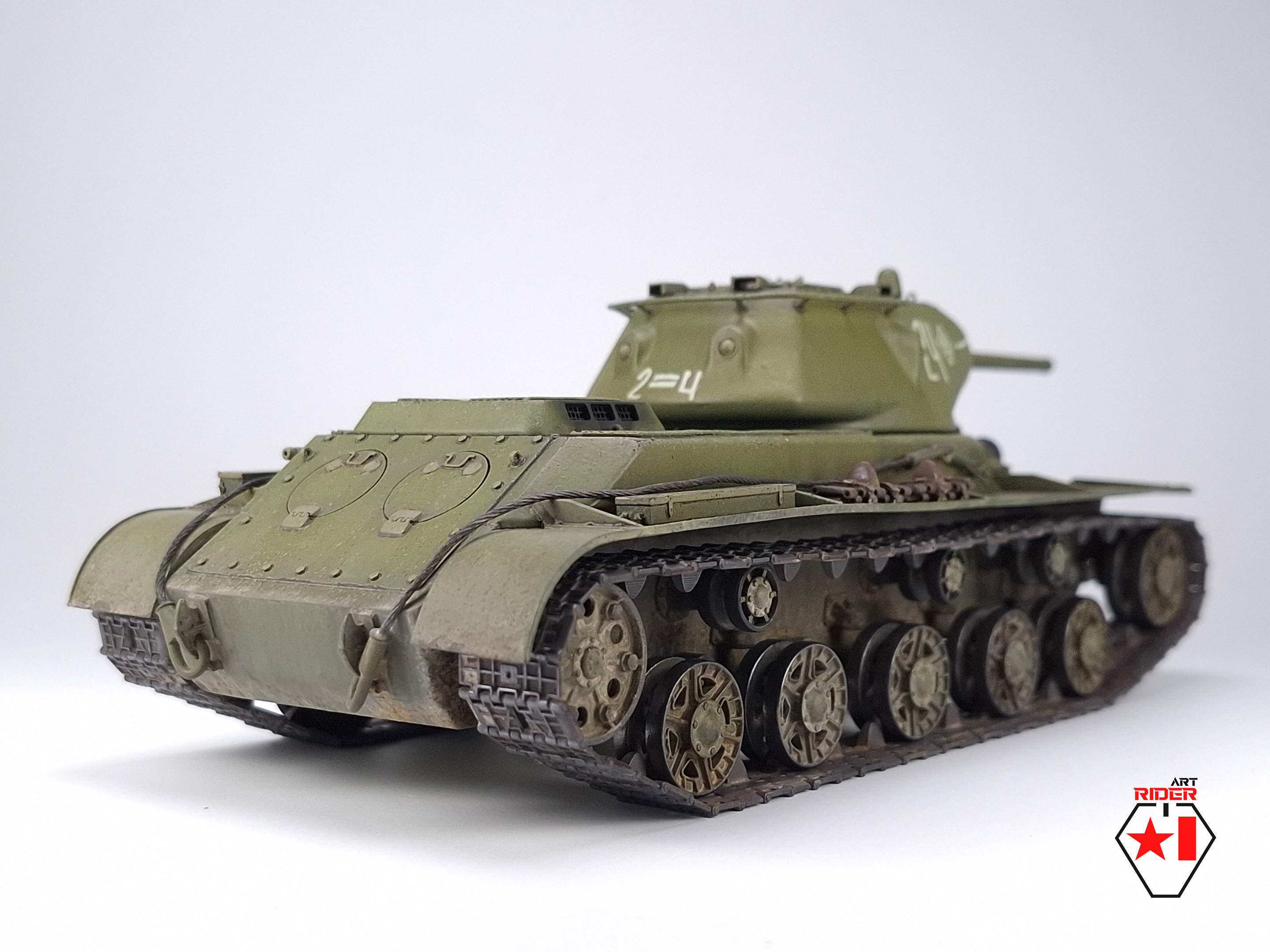 Средний танк КВ-13