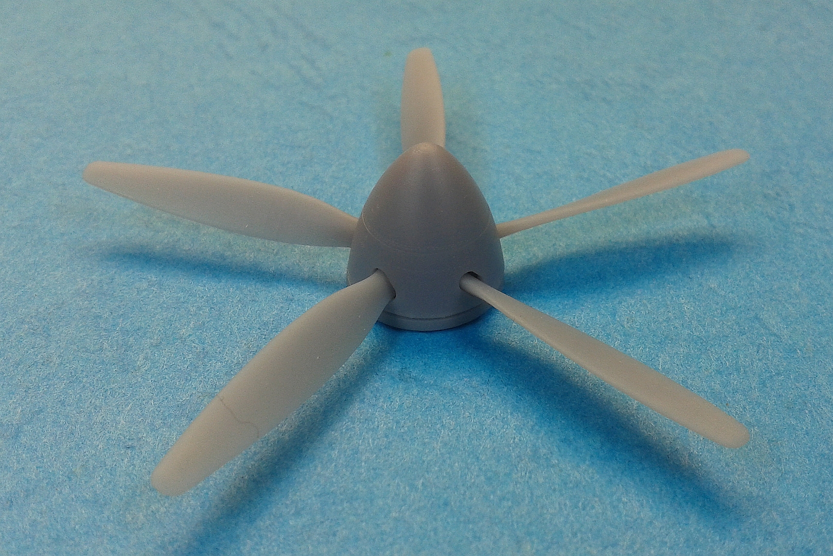 Капот с двигателем и ВМГ для модели Hawker Sea Fury 1/72 NOVO