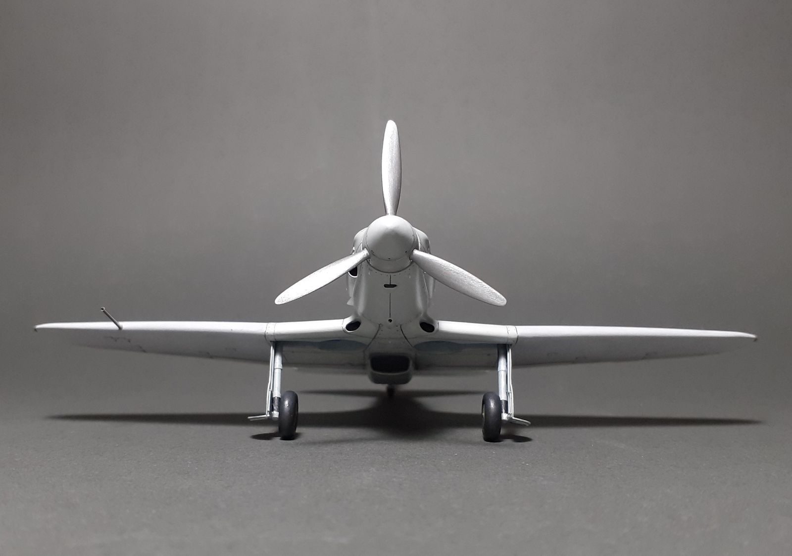 И-200 №2 (второй прототип с двиг. АМ-35А) (май 1940)