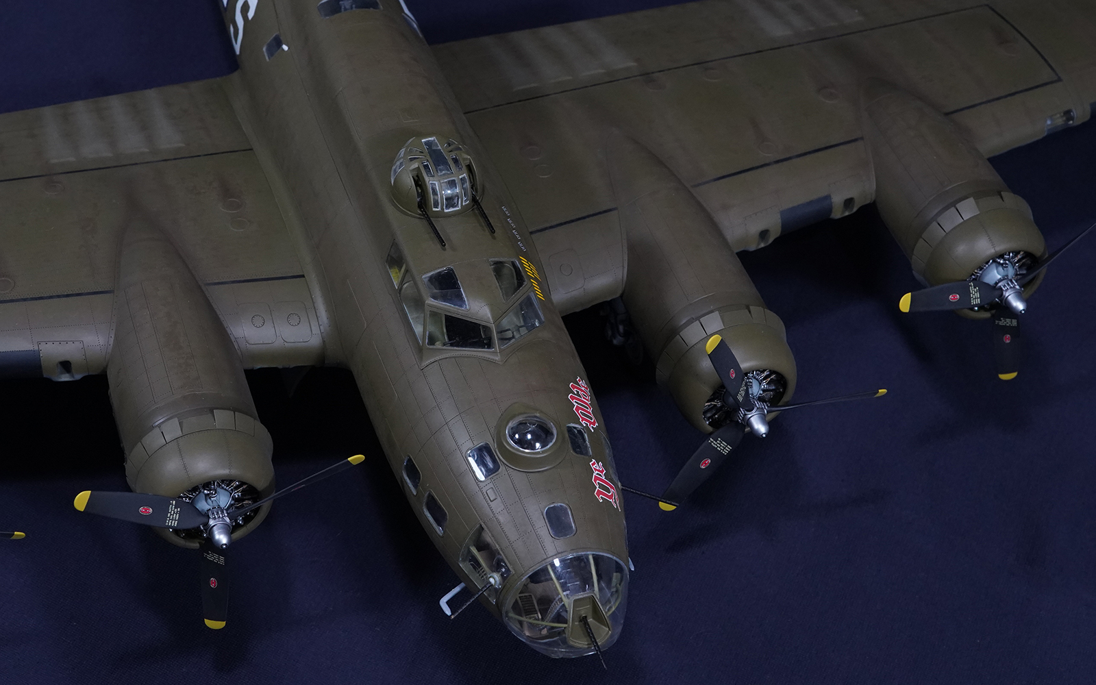 B-17F Ye Olde Pub