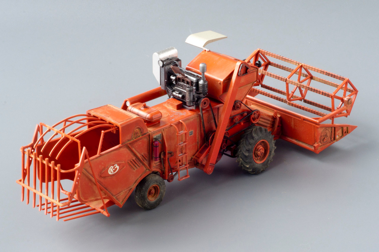 Самоходный комбайн СК-3