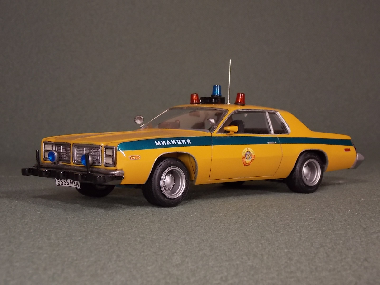 DODGE MONACO