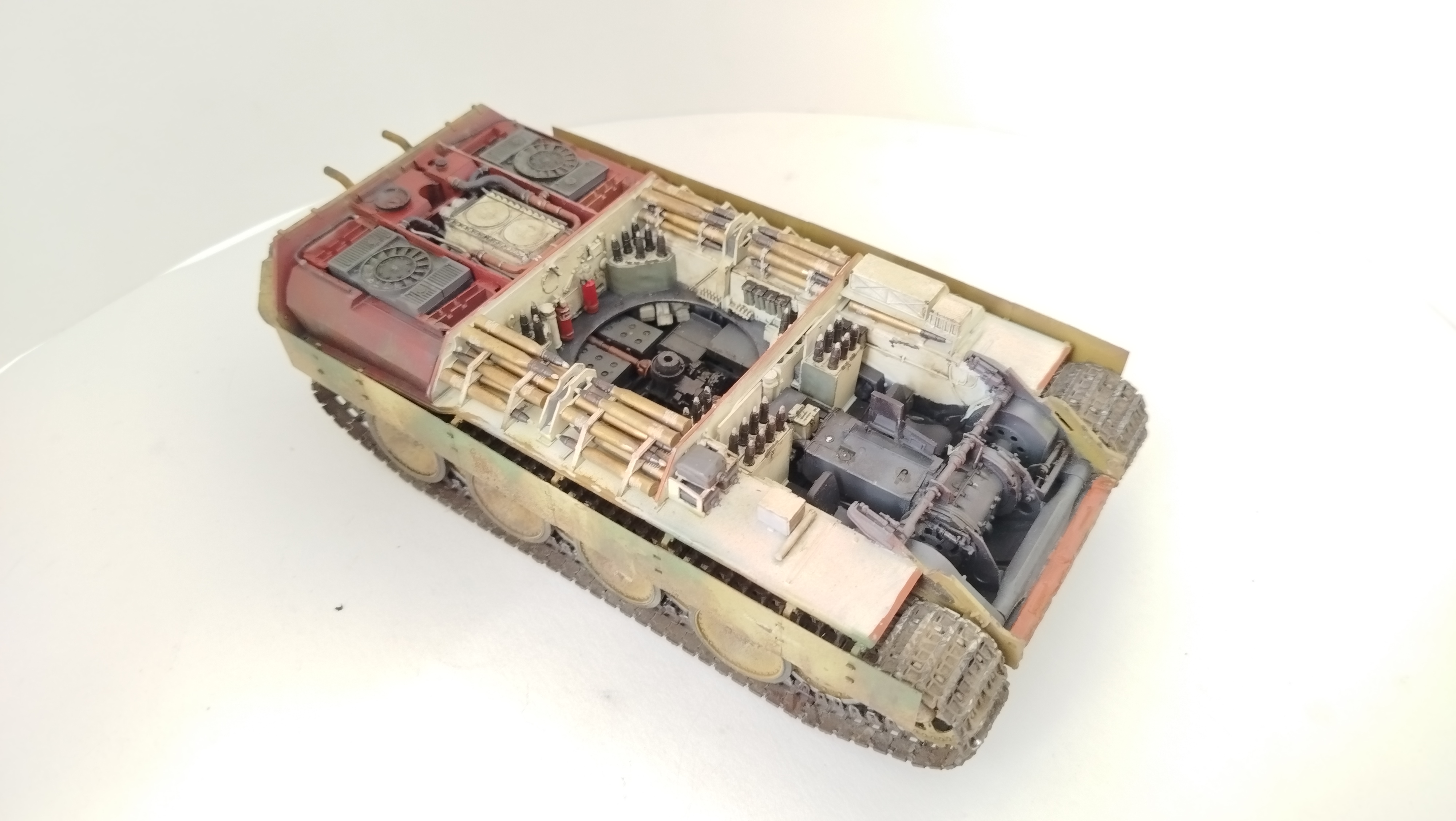 Pz. Kpfw. V Panther Ausf. D Sd. Kfz. 171 late production (full interior)
