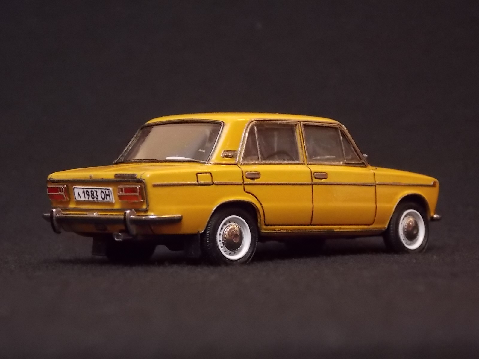 ВАЗ-2103
