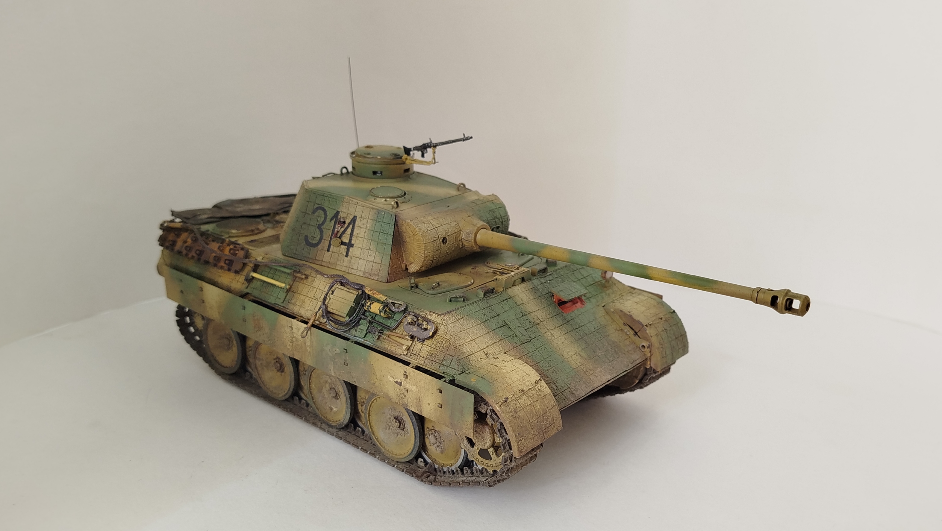 Pz. Kpfw. V Panther Ausf. D Sd. Kfz. 171 late production (full interior)