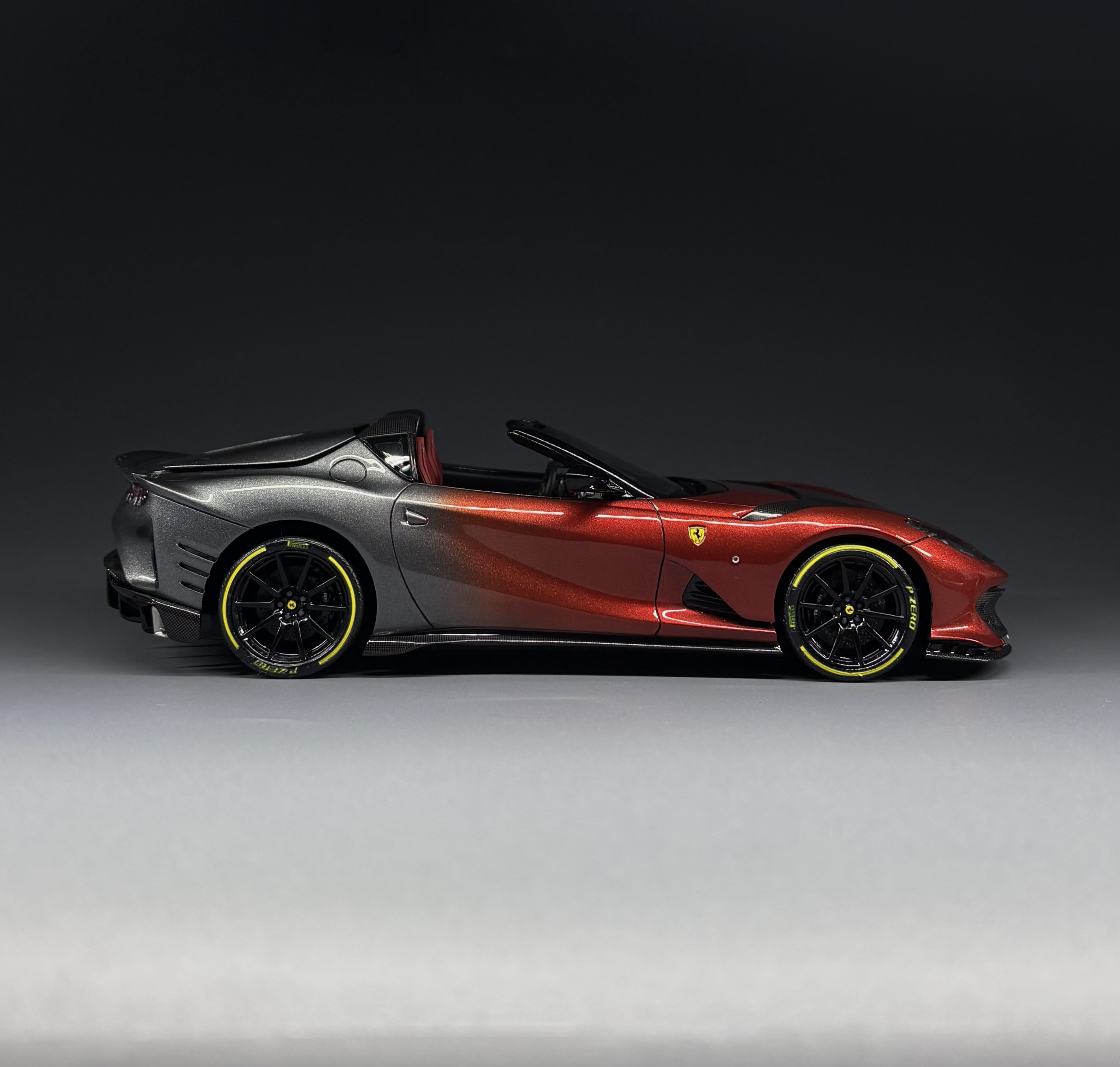 Ferrari 812 Competizione Aperta