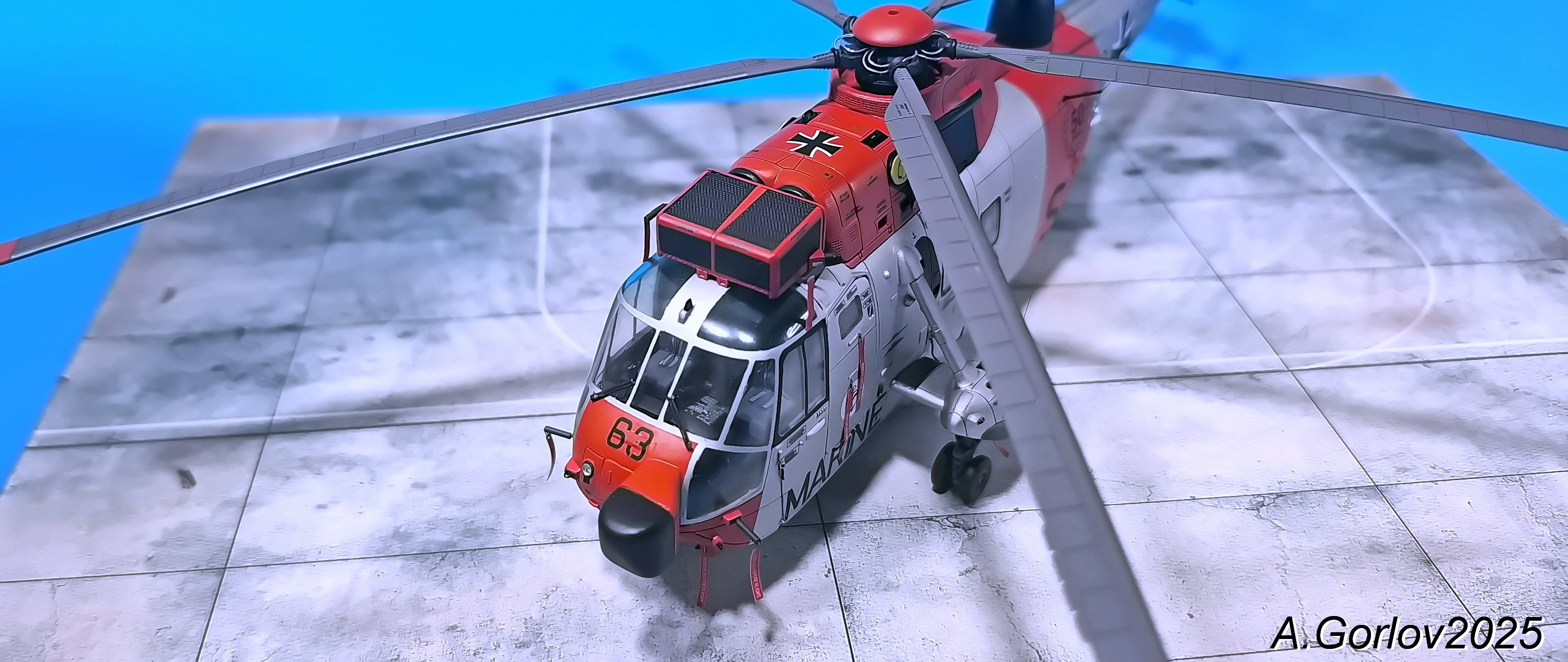 Поисково-спасательный вертолет Westland Sea King MK.41 (SAR)