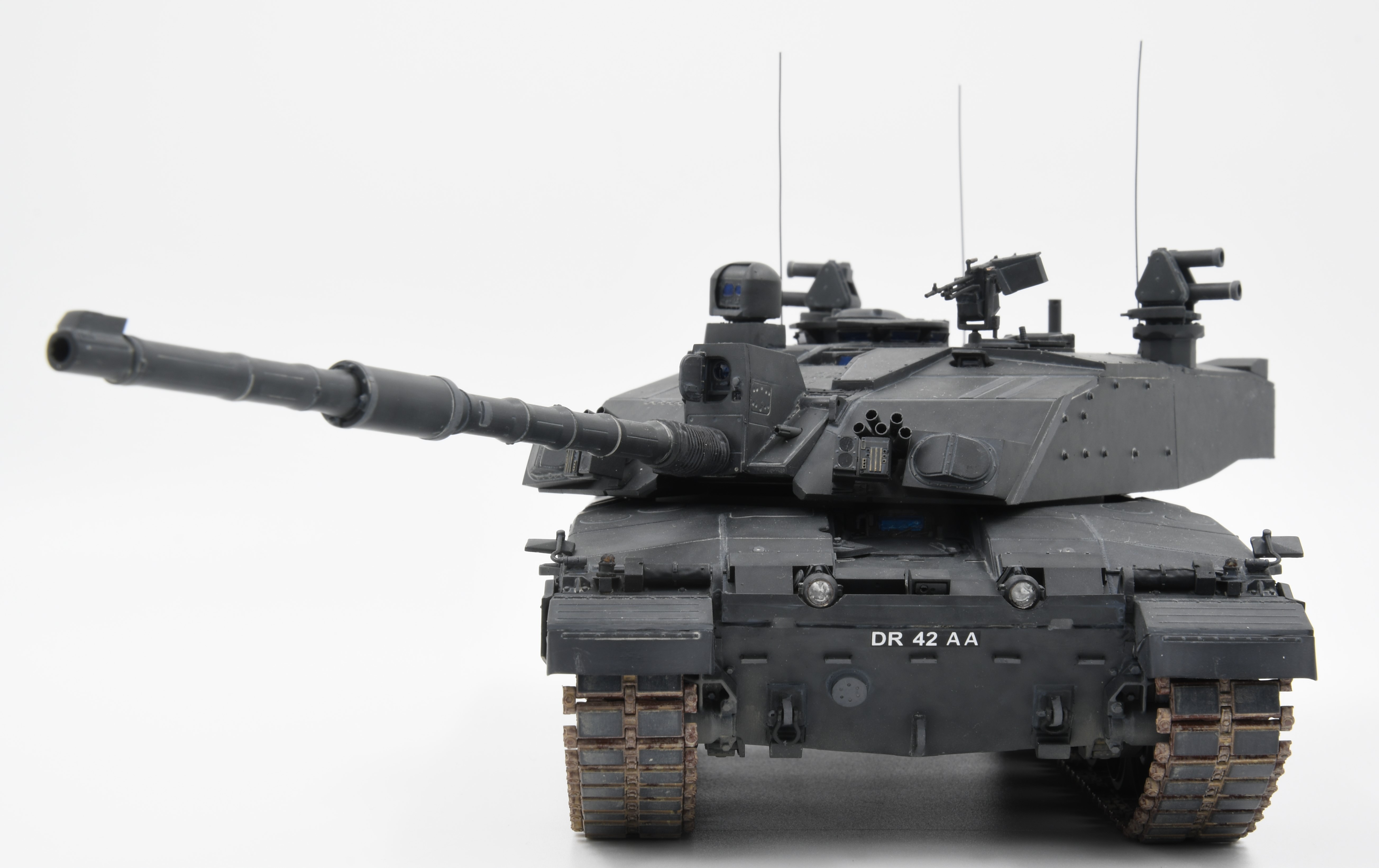 Challenger 2 Black night
