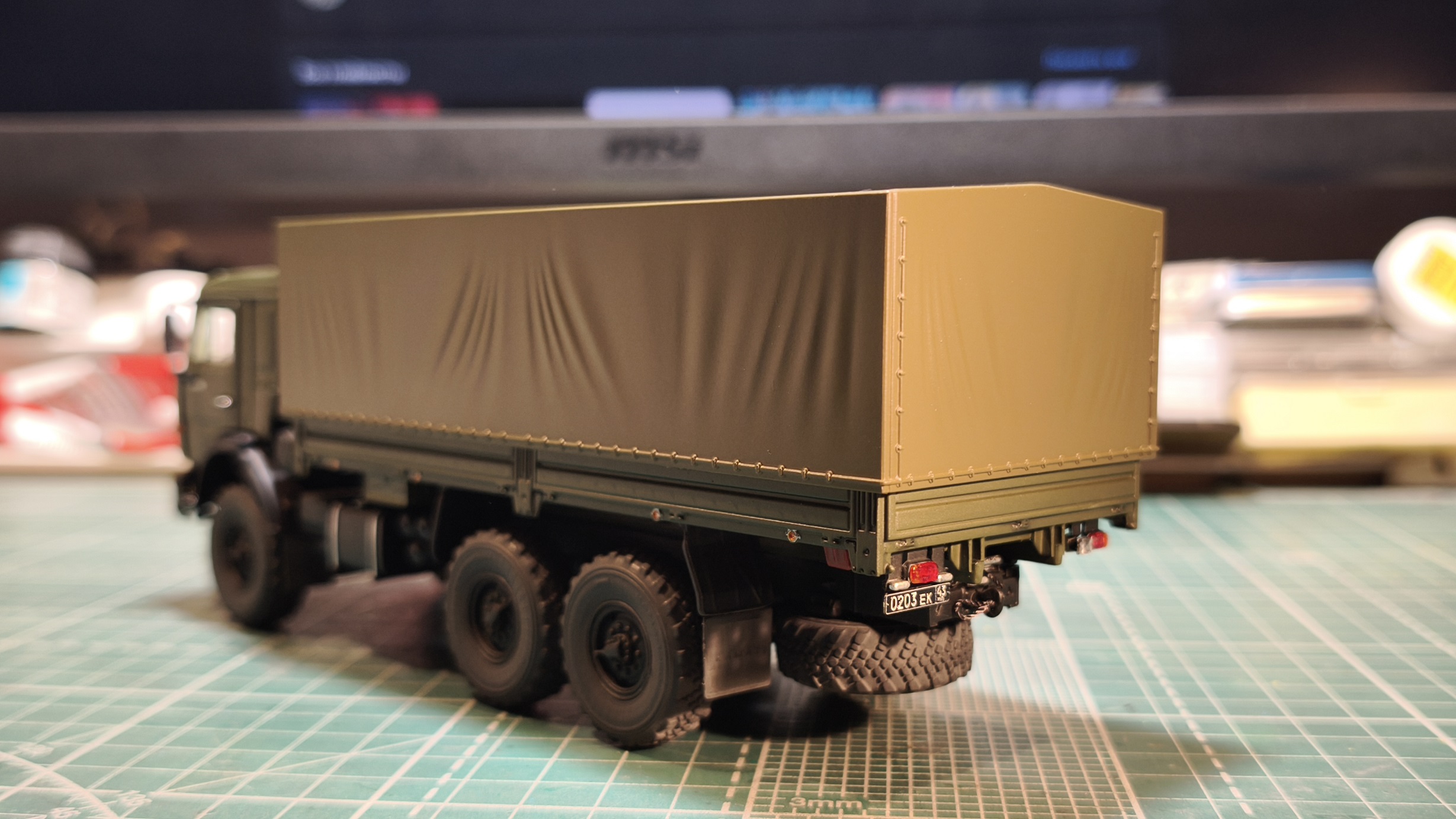 КАМАЗ-43118